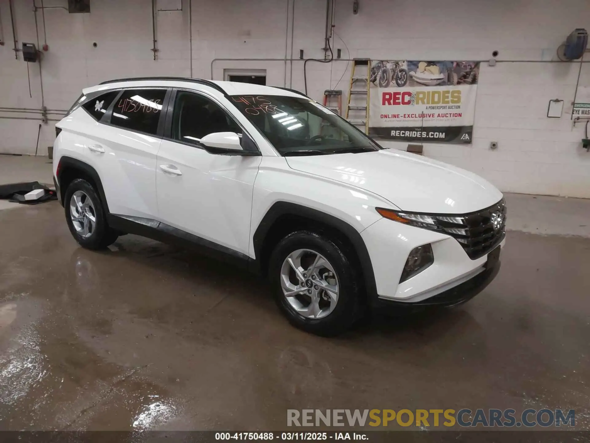 1 Photograph of a damaged car 5NMJBCDE3RH332498 HYUNDAI TUCSON 2024