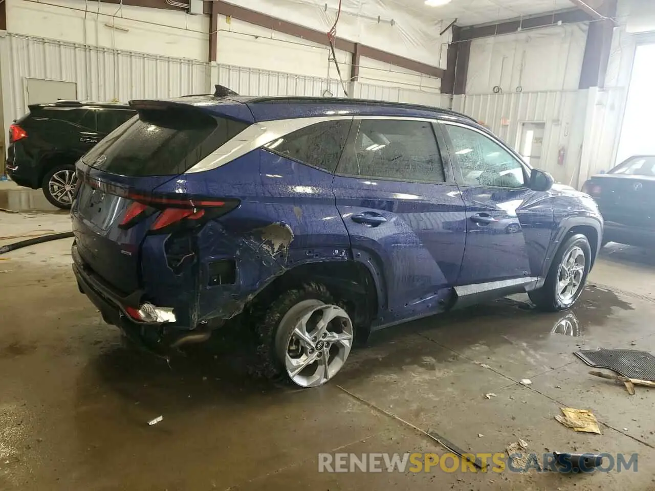 3 Photograph of a damaged car 5NMJBCDE3RH355862 HYUNDAI TUCSON 2024