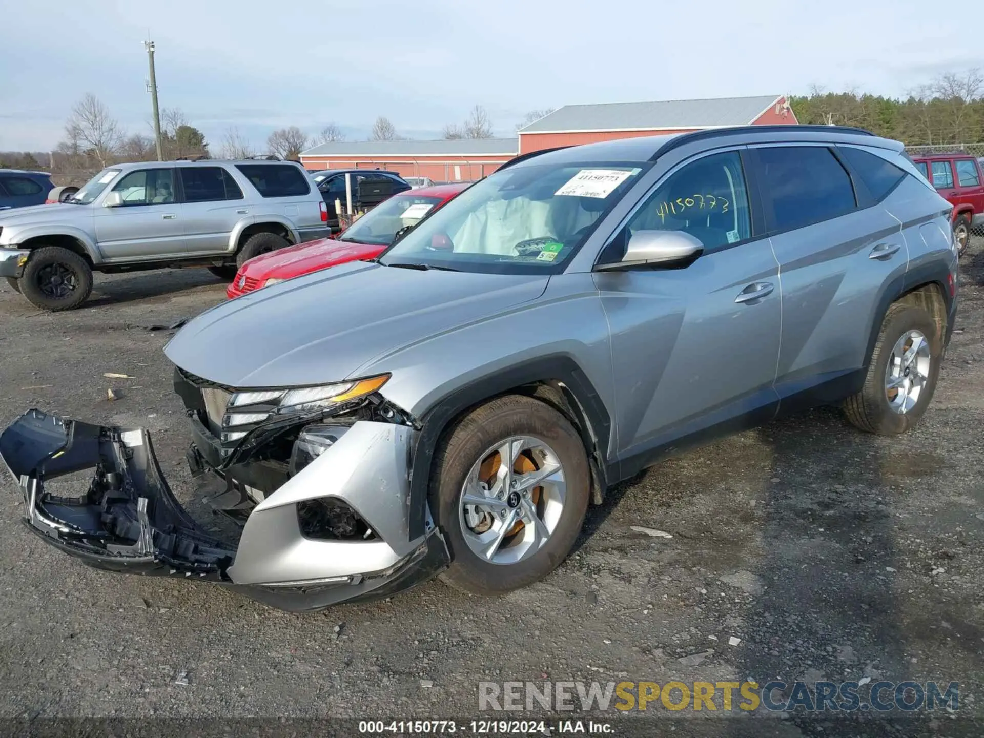 2 Photograph of a damaged car 5NMJBCDE3RH364366 HYUNDAI TUCSON 2024