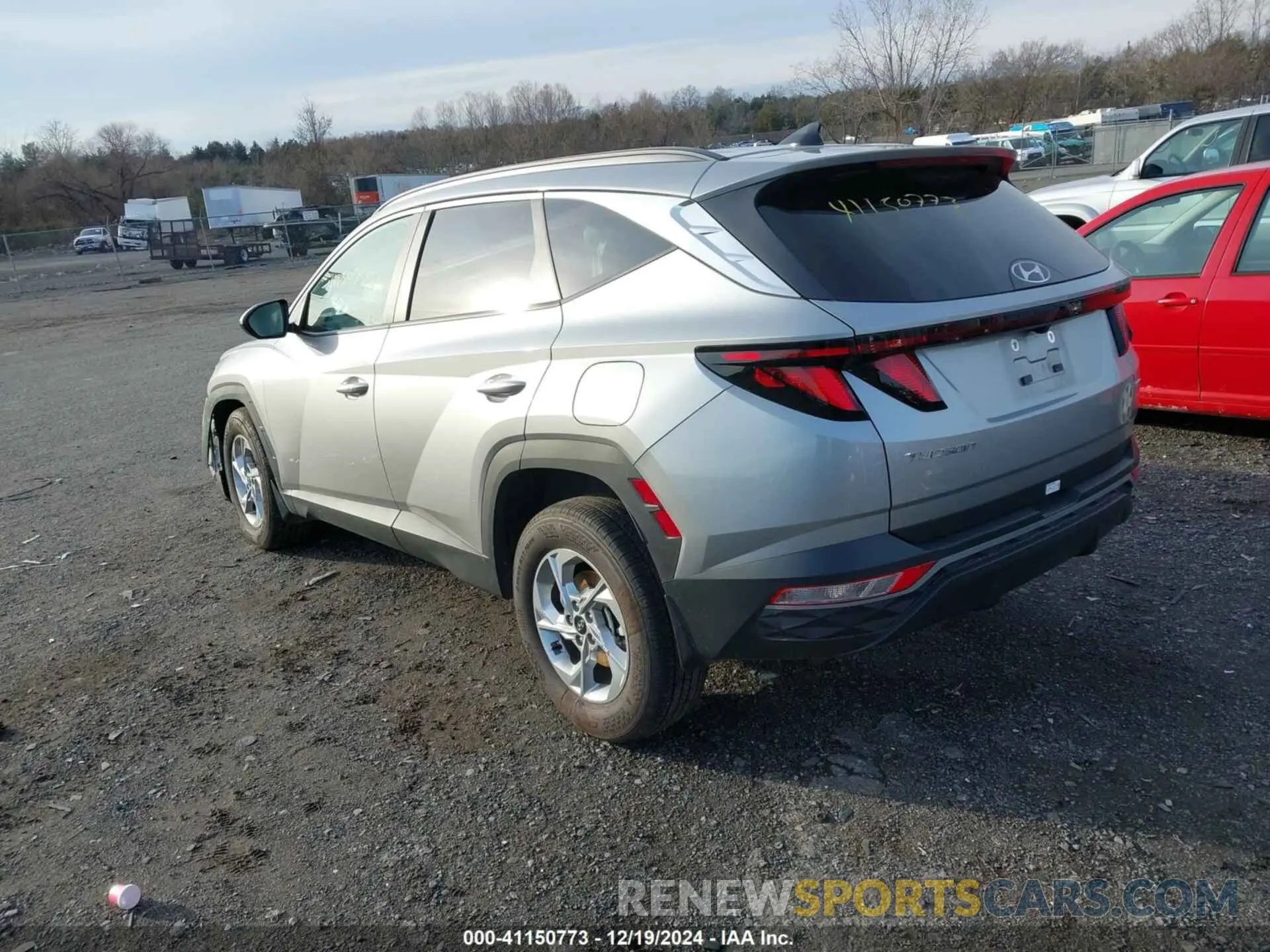 3 Photograph of a damaged car 5NMJBCDE3RH364366 HYUNDAI TUCSON 2024