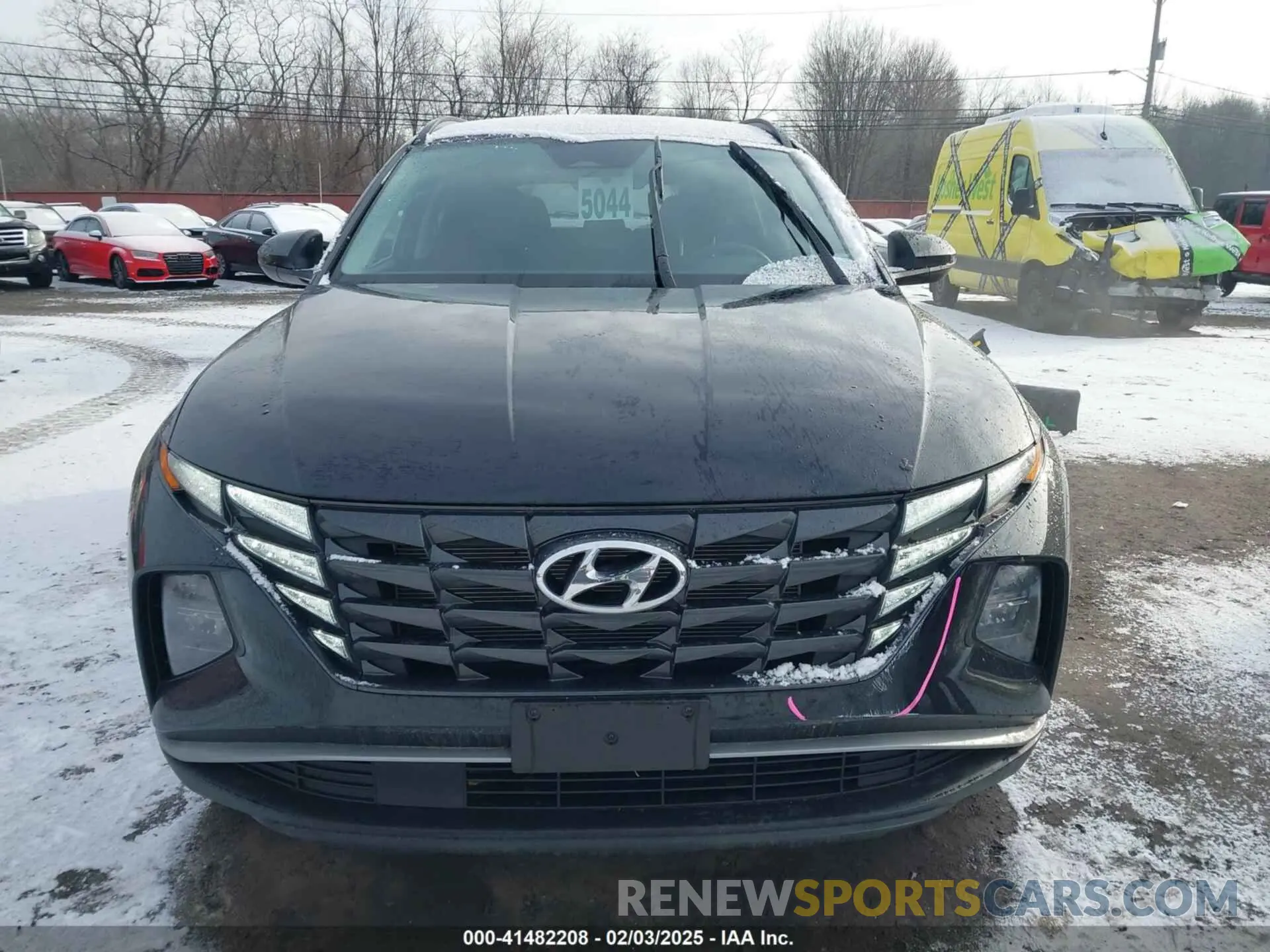 12 Photograph of a damaged car 5NMJBCDE3RH415381 HYUNDAI TUCSON 2024