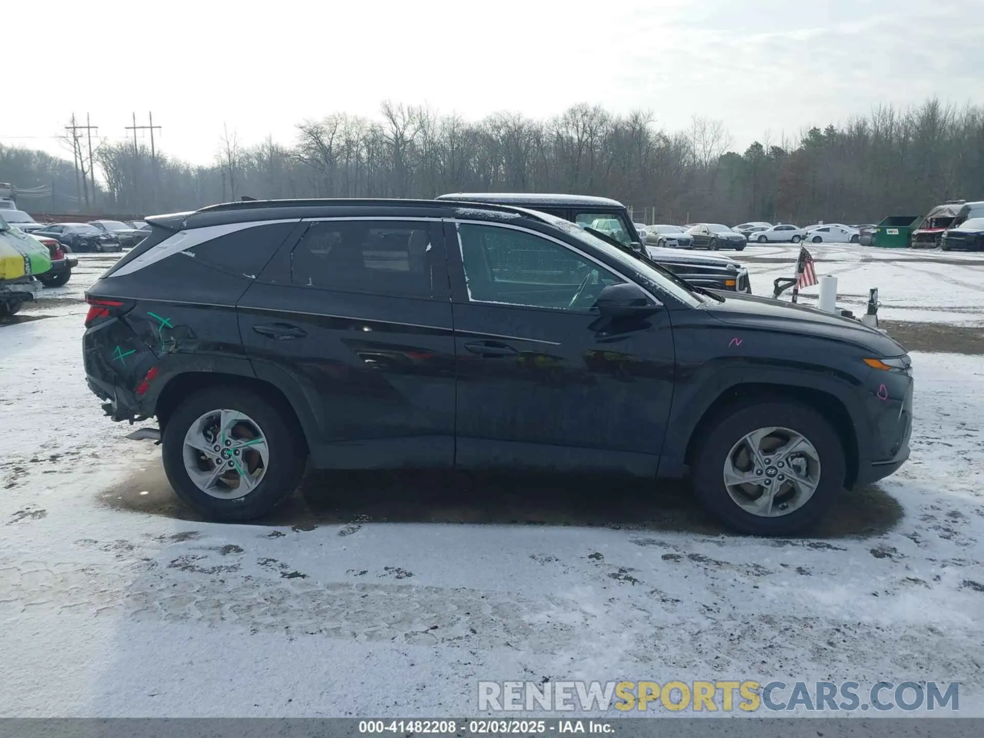 13 Photograph of a damaged car 5NMJBCDE3RH415381 HYUNDAI TUCSON 2024