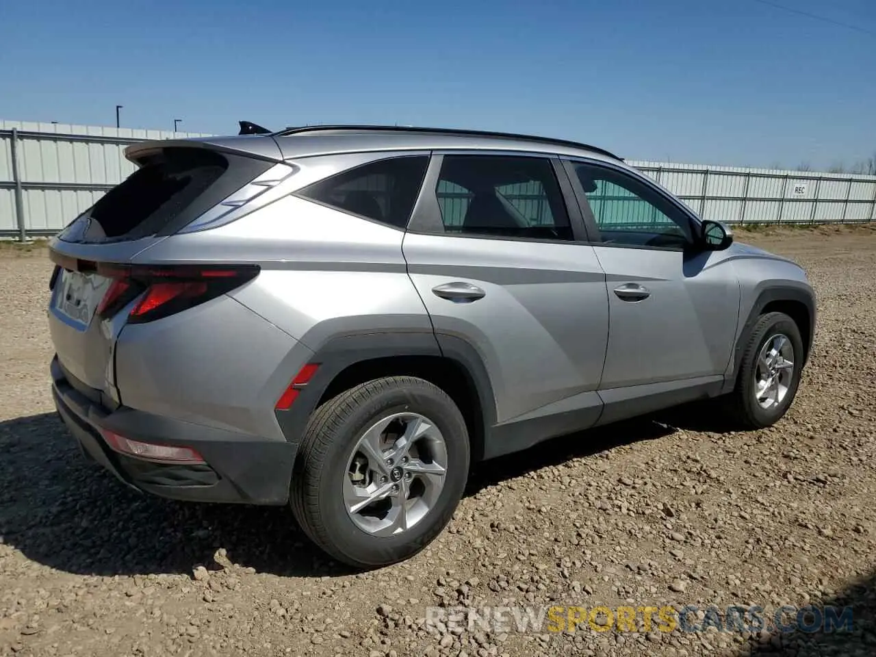 3 Photograph of a damaged car 5NMJBCDE4RH295588 HYUNDAI TUCSON 2024