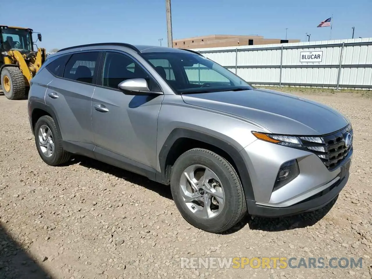 4 Photograph of a damaged car 5NMJBCDE4RH295588 HYUNDAI TUCSON 2024