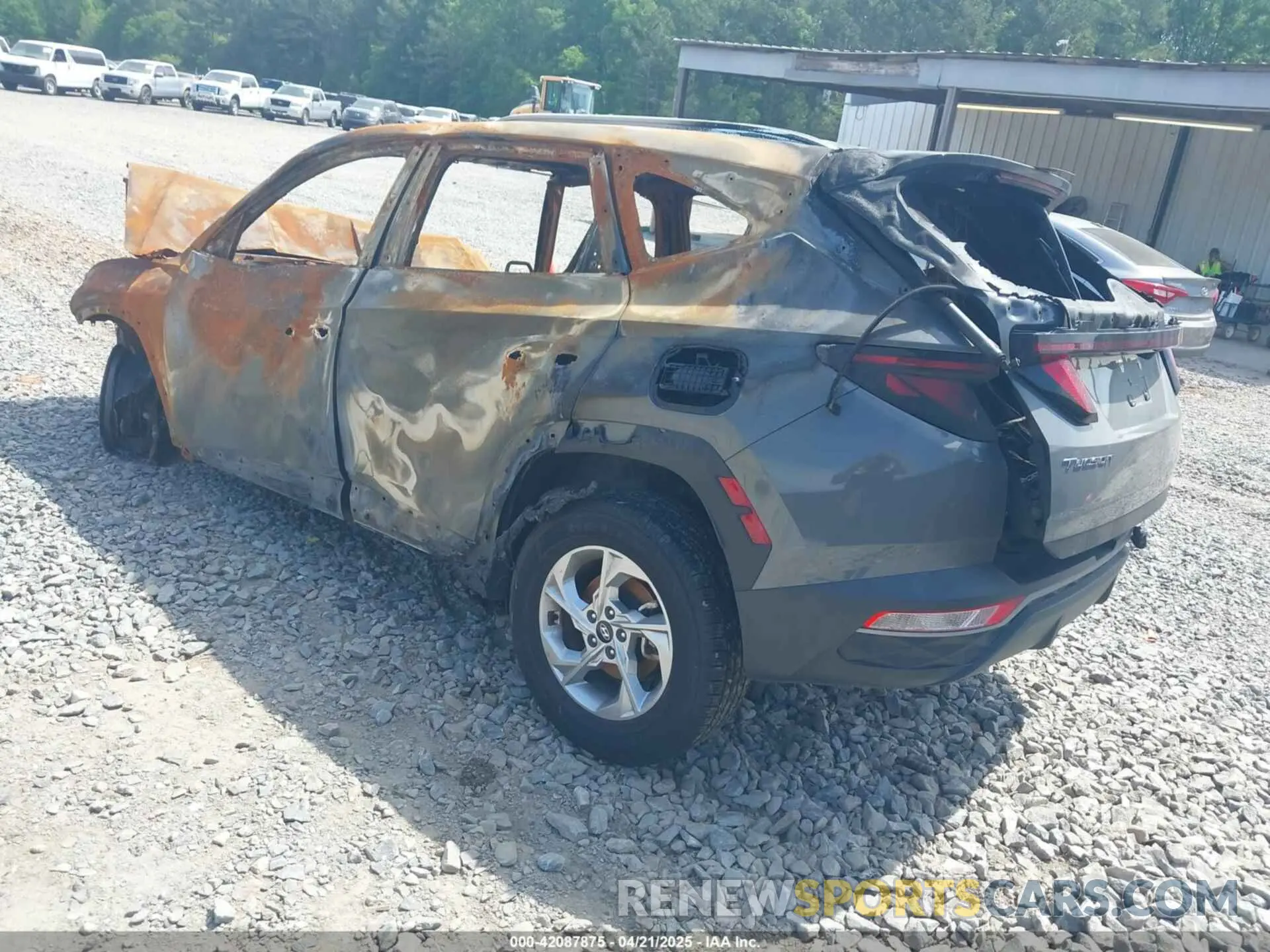 3 Photograph of a damaged car 5NMJBCDE4RH297714 HYUNDAI TUCSON 2024