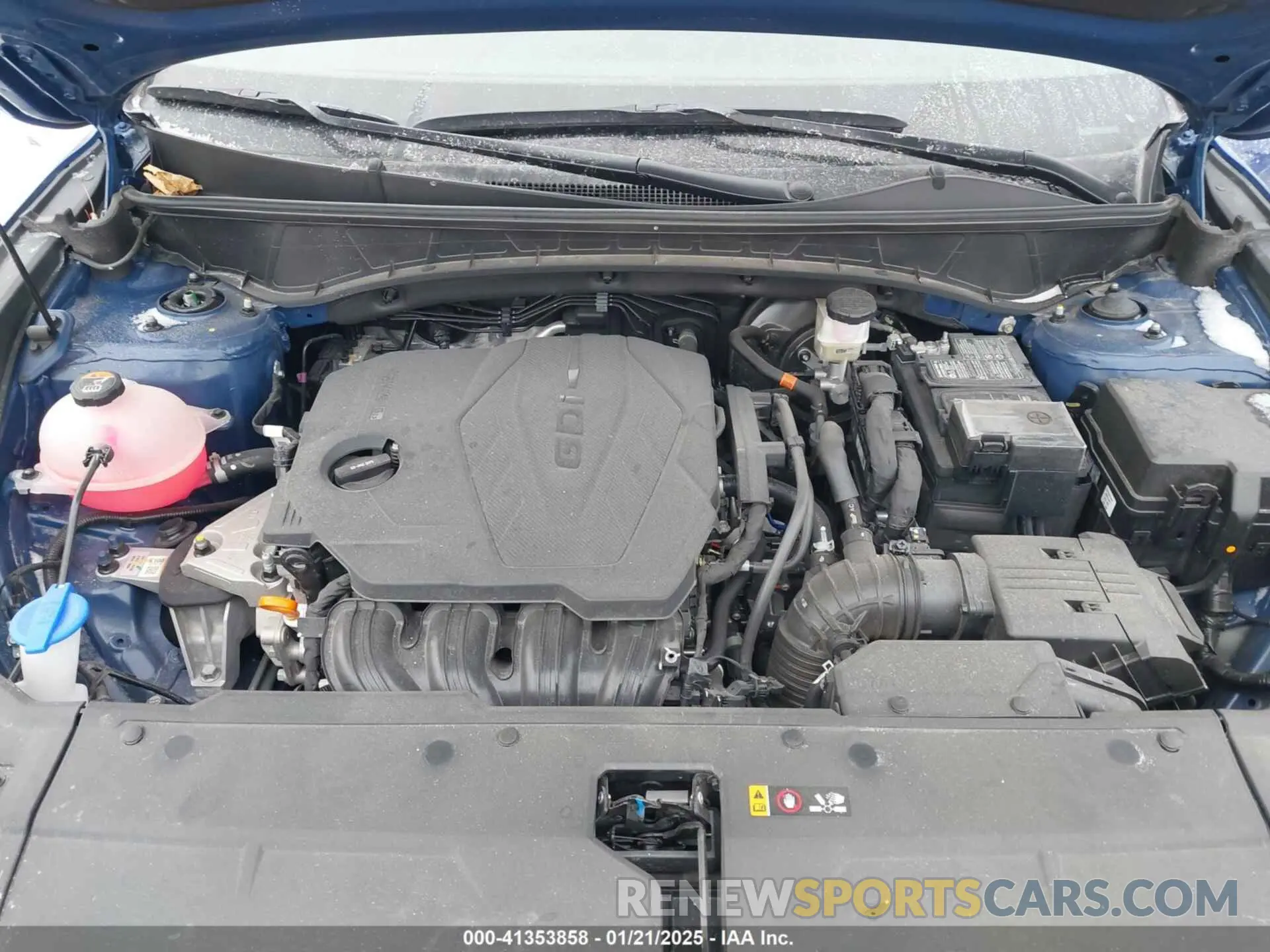 10 Photograph of a damaged car 5NMJBCDE4RH300739 HYUNDAI TUCSON 2024