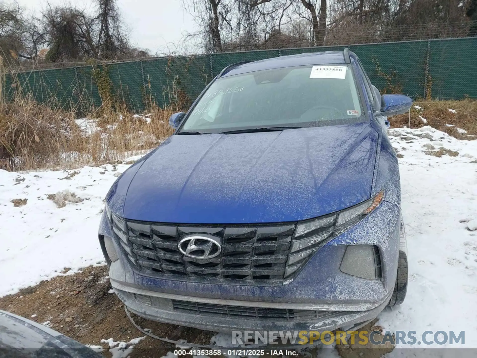 13 Photograph of a damaged car 5NMJBCDE4RH300739 HYUNDAI TUCSON 2024