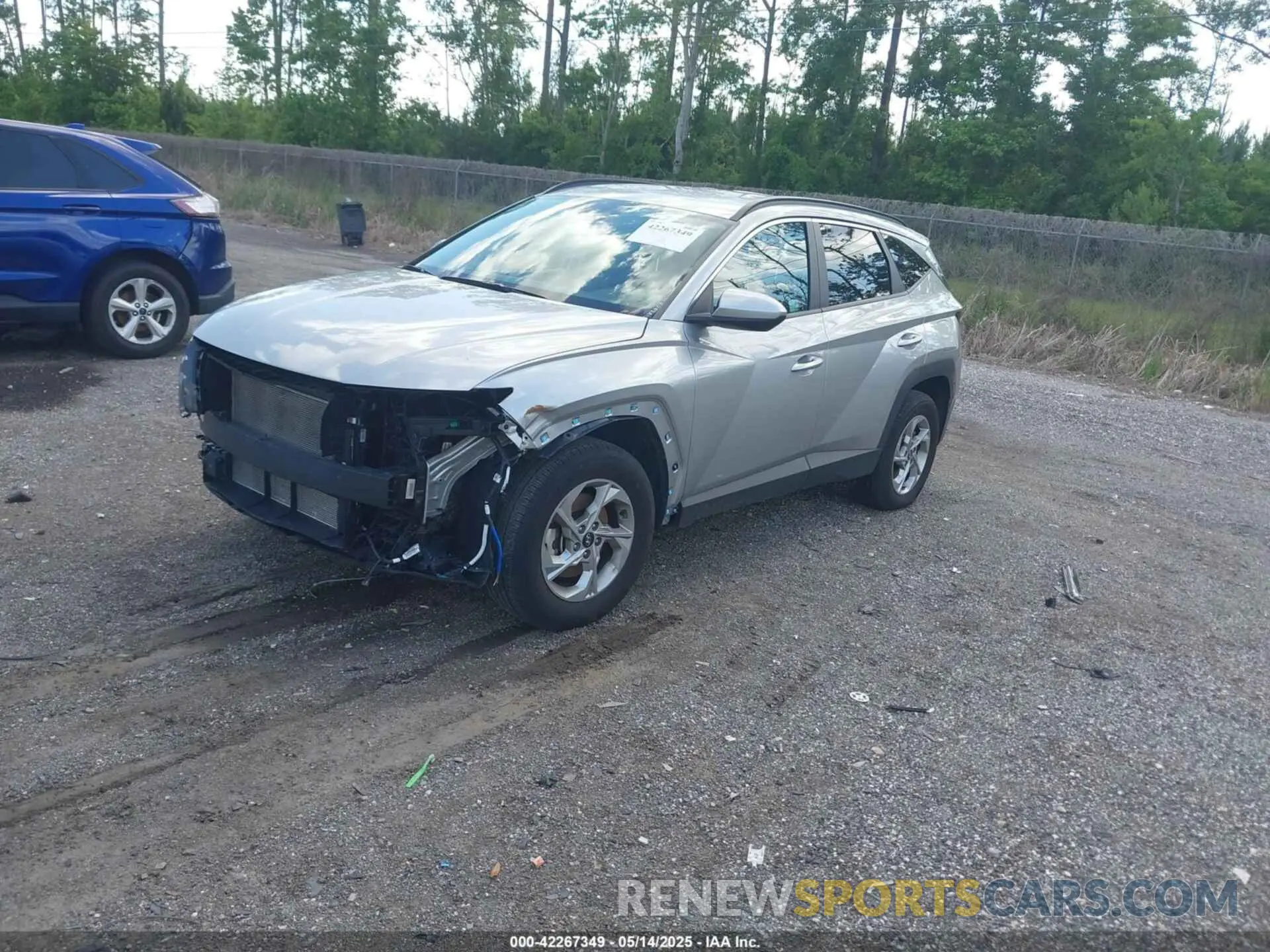 2 Photograph of a damaged car 5NMJBCDE4RH342568 HYUNDAI TUCSON 2024