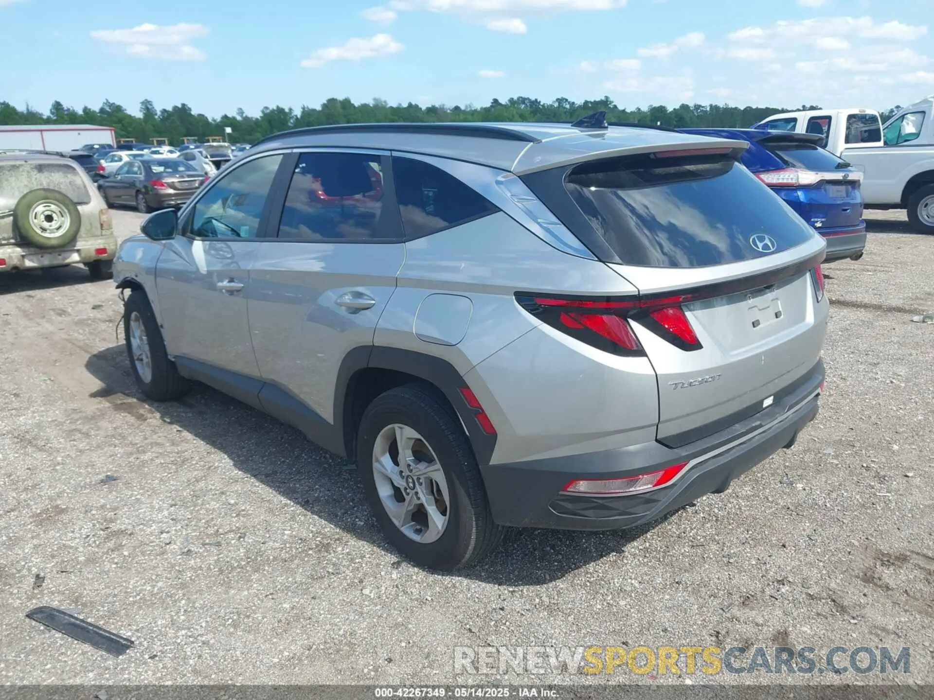 3 Photograph of a damaged car 5NMJBCDE4RH342568 HYUNDAI TUCSON 2024