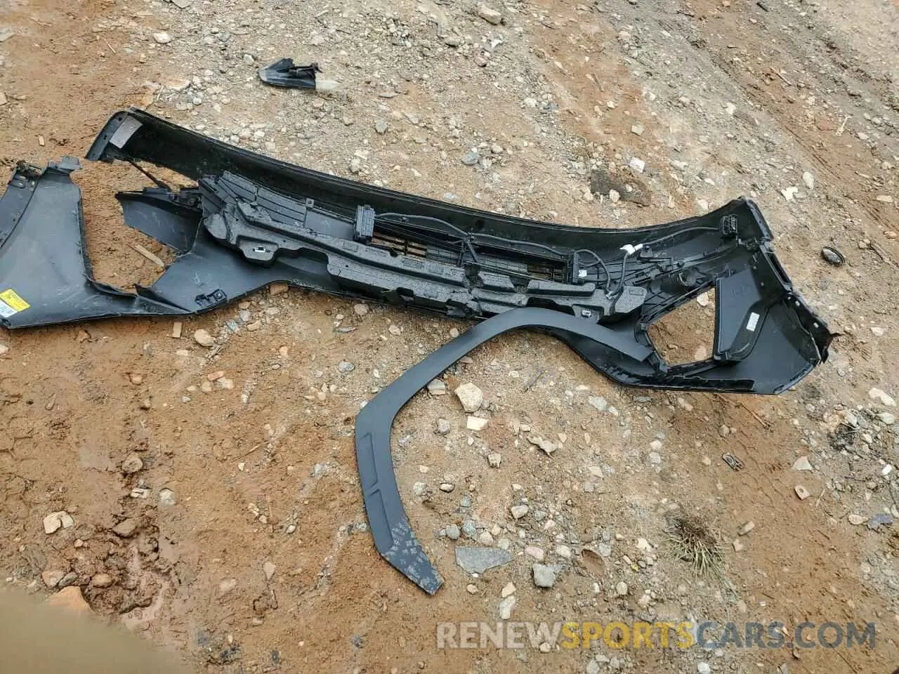 13 Photograph of a damaged car 5NMJBCDE4RH347897 HYUNDAI TUCSON 2024