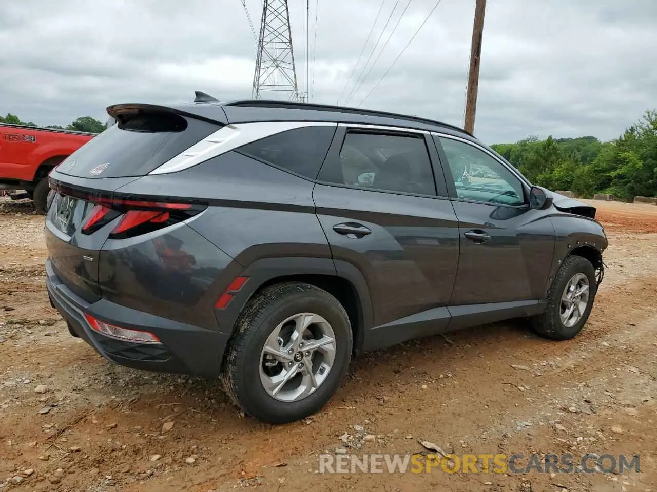 3 Photograph of a damaged car 5NMJBCDE4RH347897 HYUNDAI TUCSON 2024