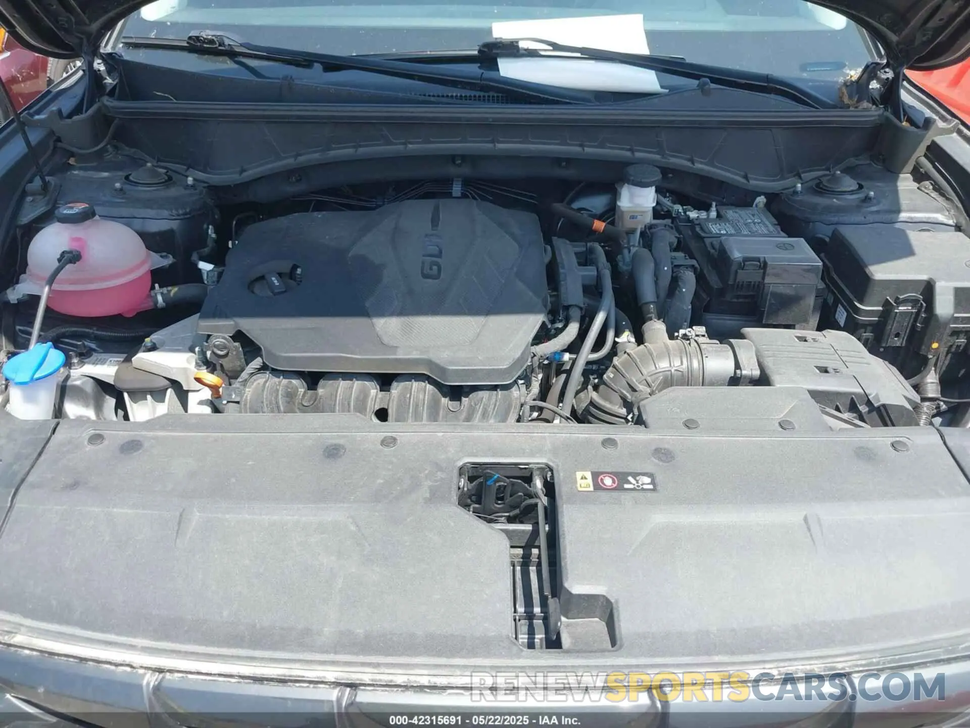 10 Photograph of a damaged car 5NMJBCDE4RH354185 HYUNDAI TUCSON 2024
