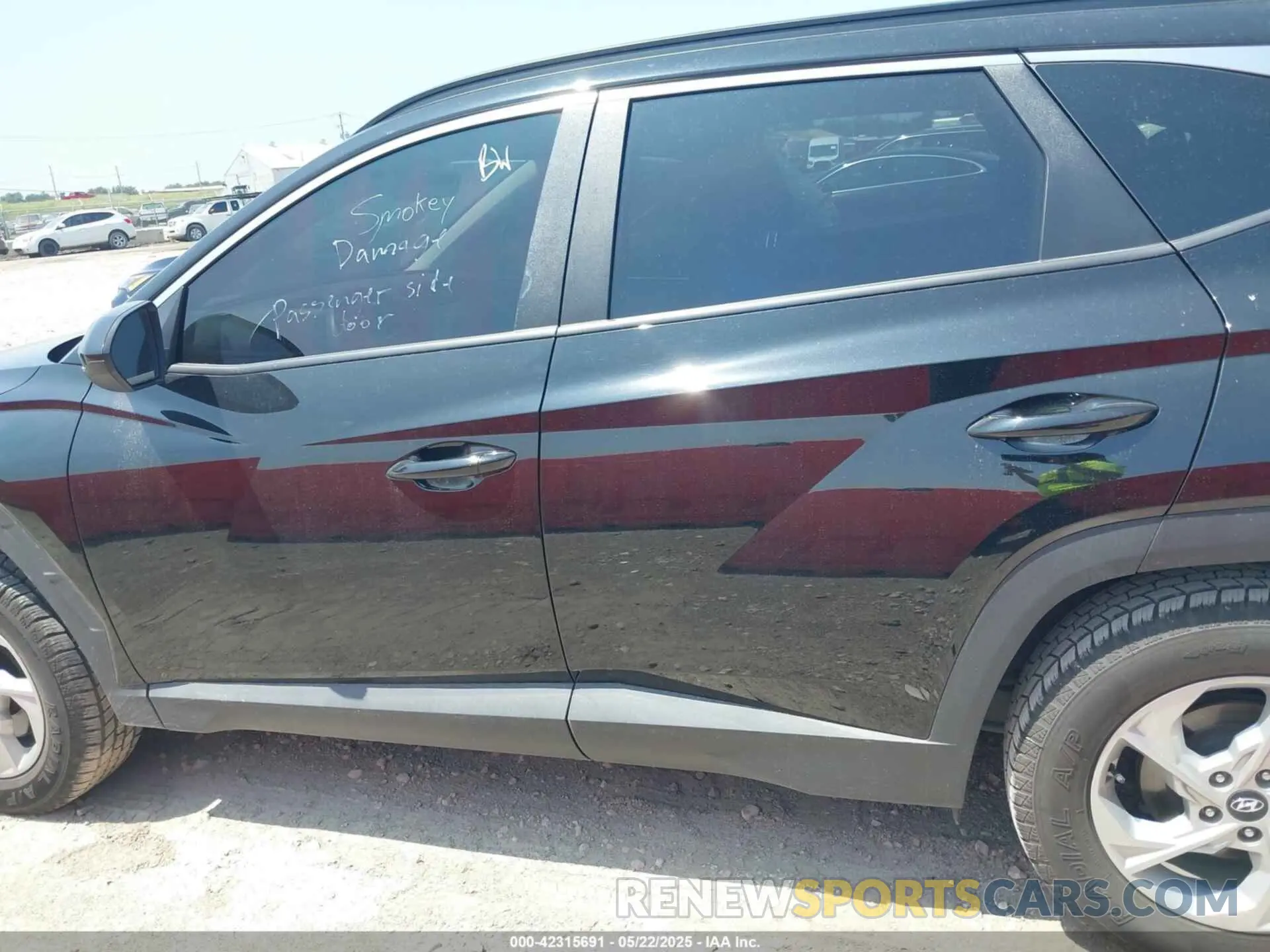 14 Photograph of a damaged car 5NMJBCDE4RH354185 HYUNDAI TUCSON 2024