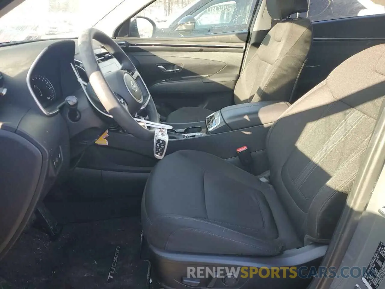 7 Photograph of a damaged car 5NMJBCDE4RH376669 HYUNDAI TUCSON 2024