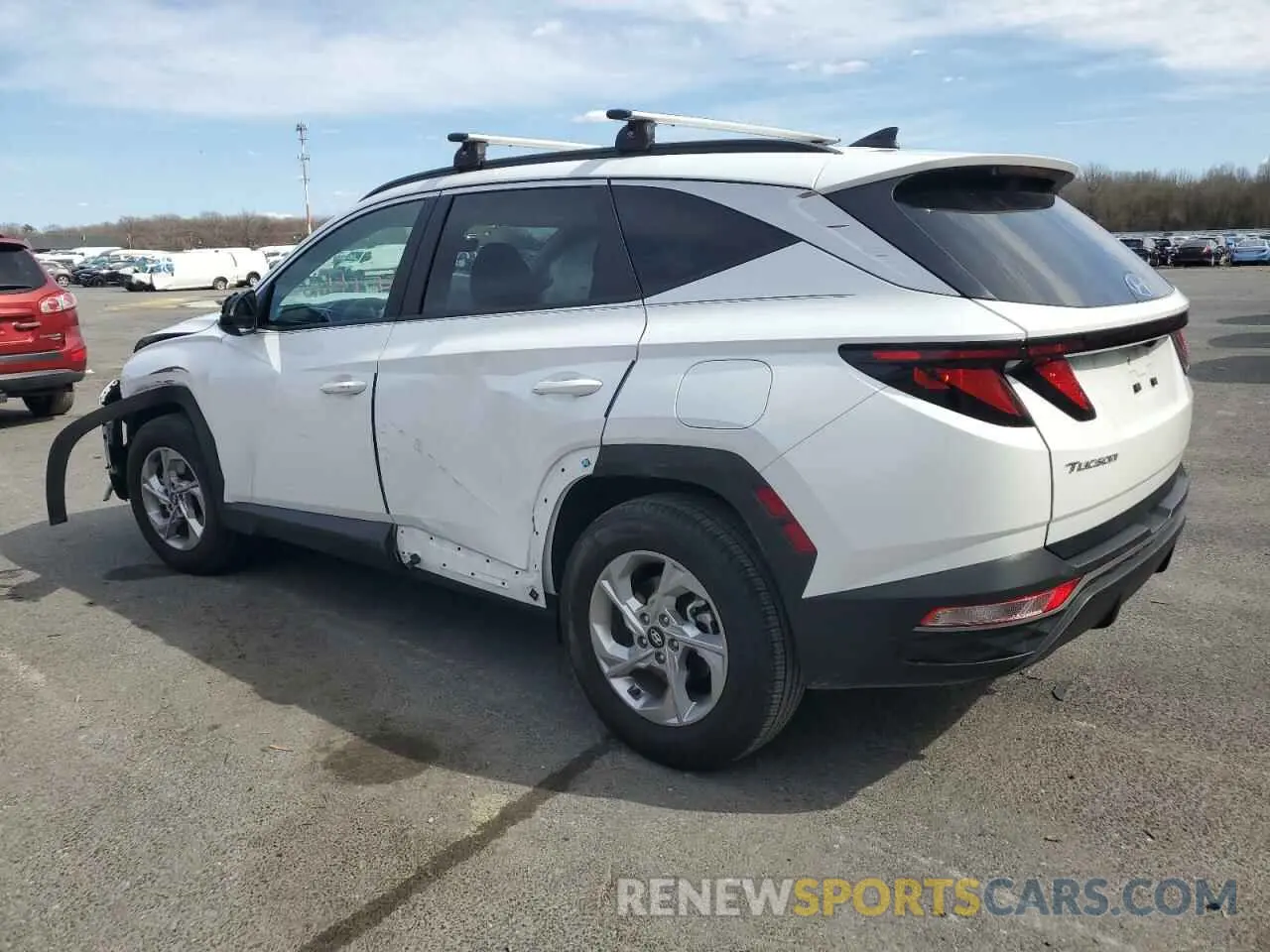 2 Photograph of a damaged car 5NMJBCDE4RH393567 HYUNDAI TUCSON 2024