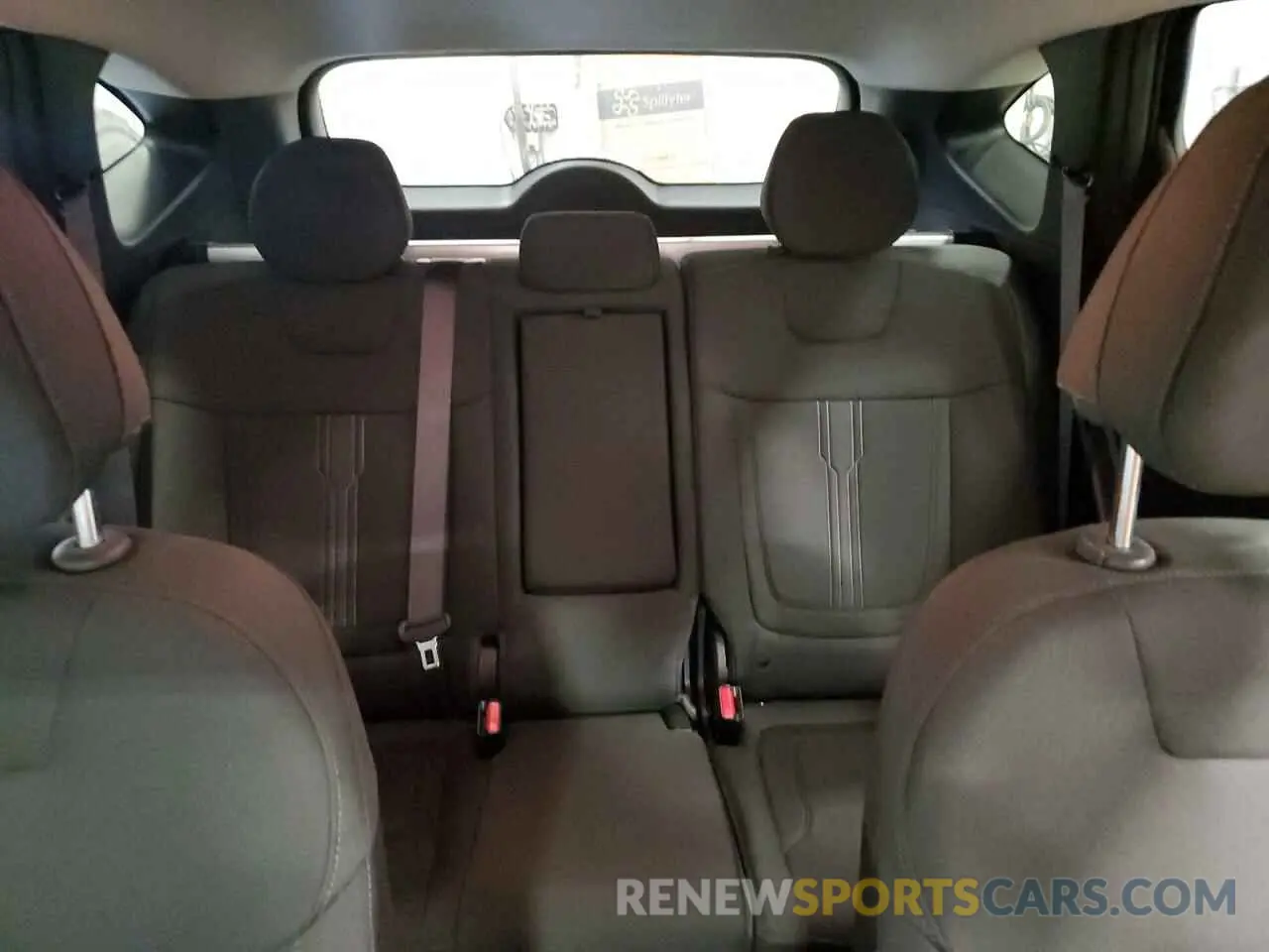 10 Photograph of a damaged car 5NMJBCDE4RH424204 HYUNDAI TUCSON 2024