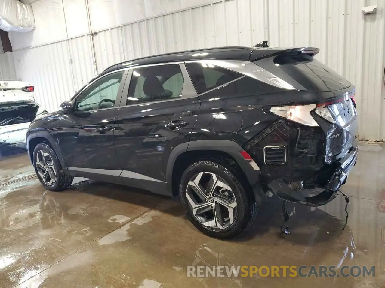 2 Photograph of a damaged car 5NMJBCDE4RH424204 HYUNDAI TUCSON 2024