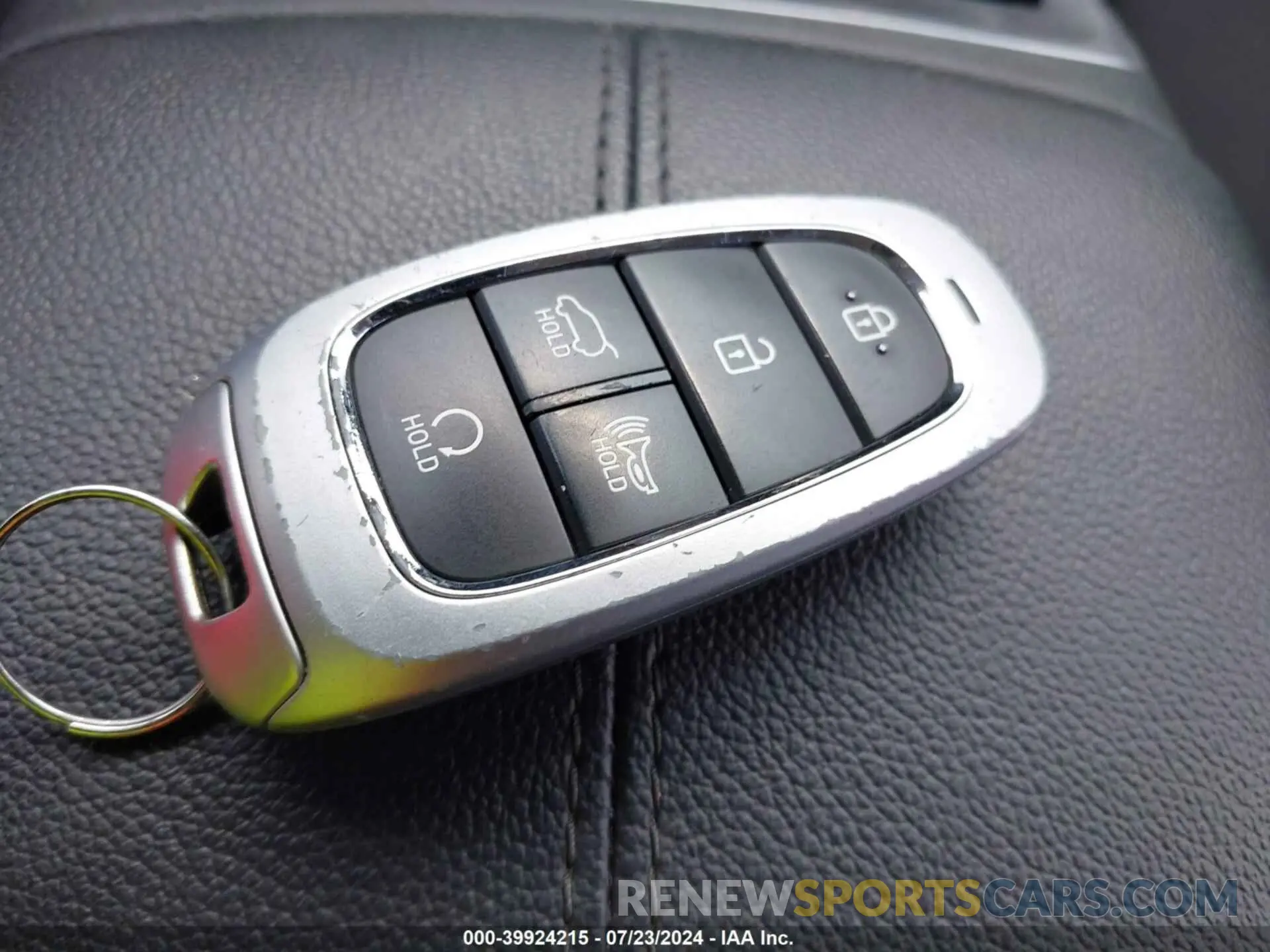 11 Photograph of a damaged car 5NMJBCDE5RH295311 HYUNDAI TUCSON 2024