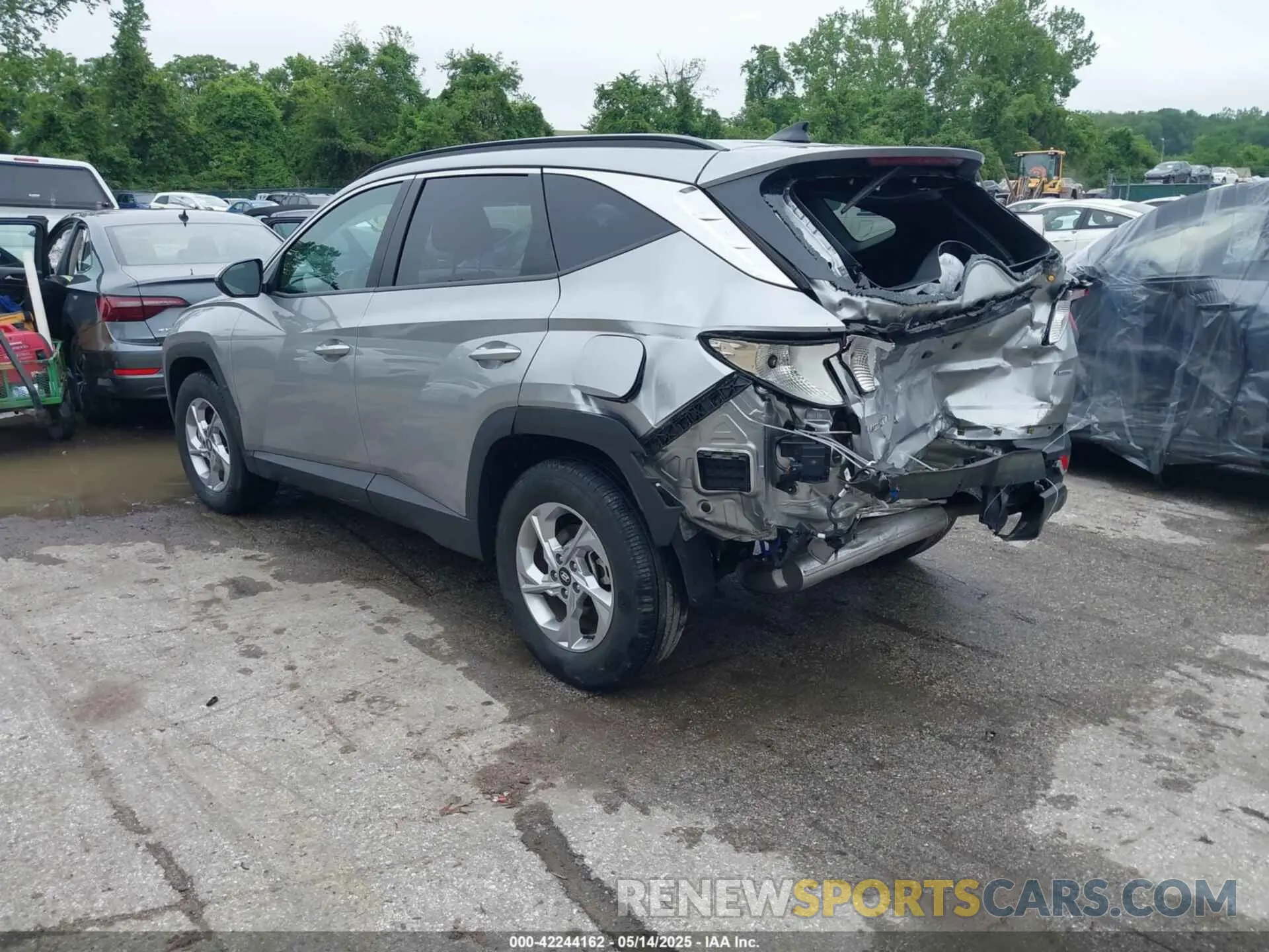 3 Photograph of a damaged car 5NMJBCDE5RH299858 HYUNDAI TUCSON 2024