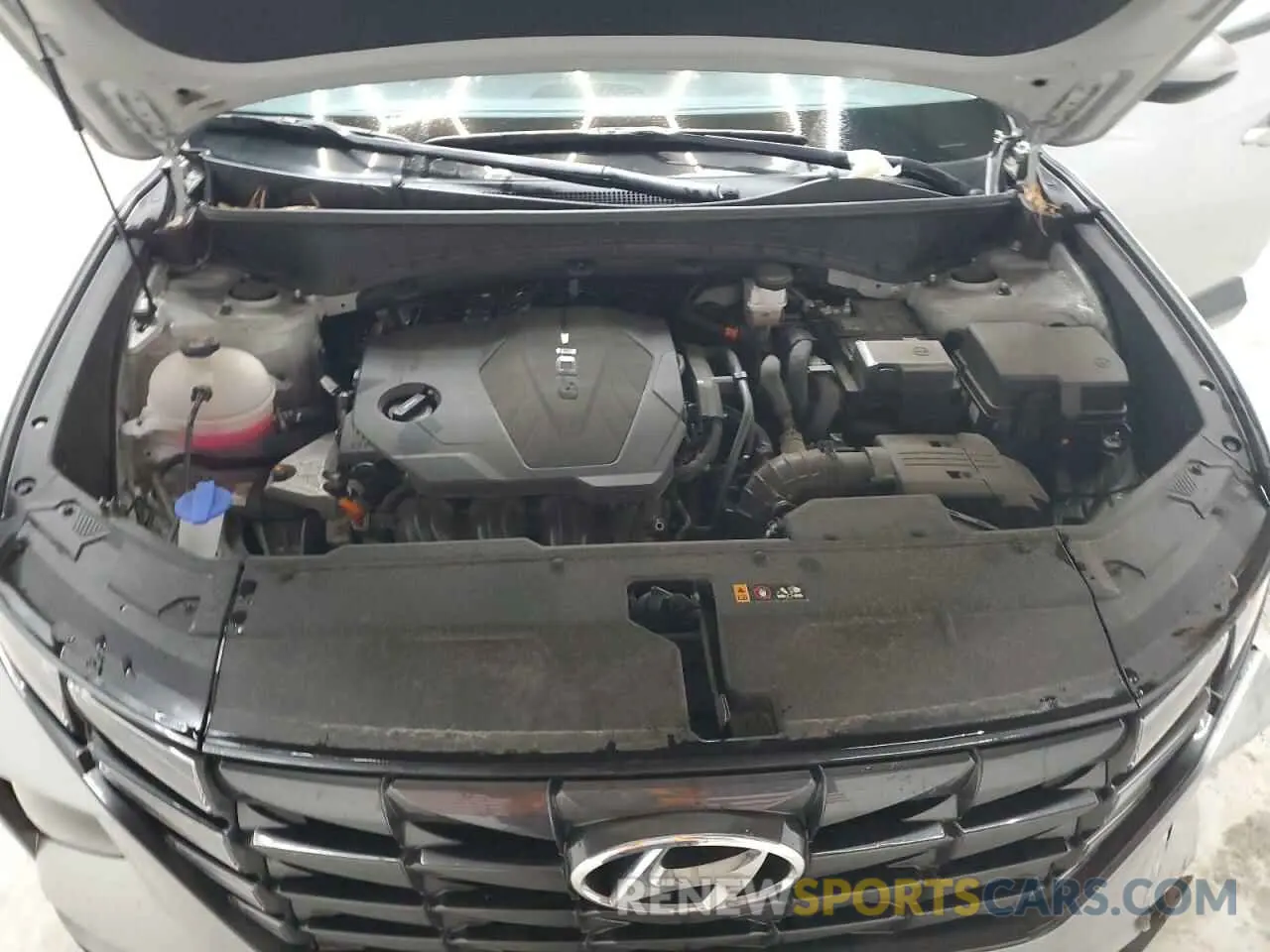 12 Photograph of a damaged car 5NMJBCDE5RH303777 HYUNDAI TUCSON 2024