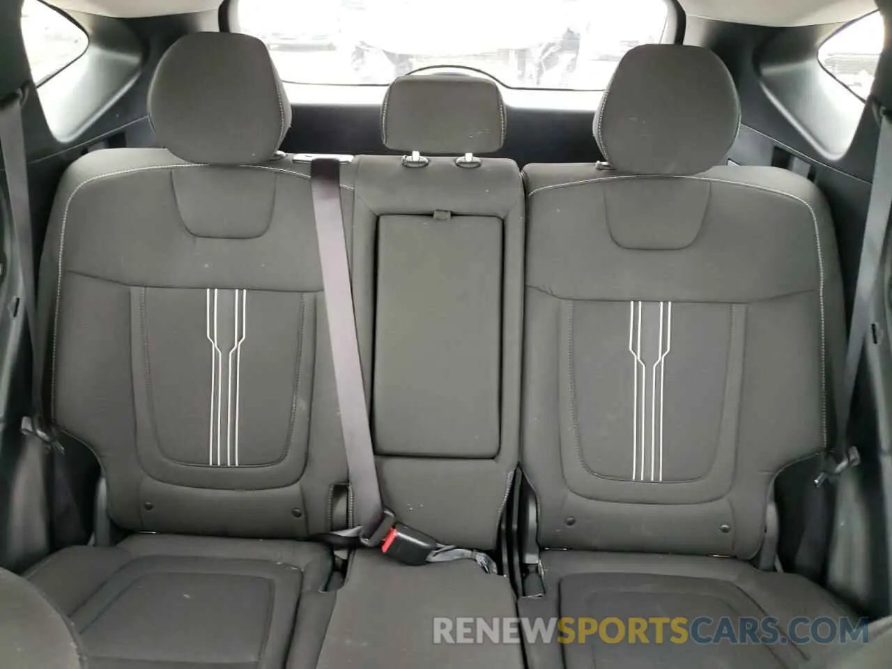 10 Photograph of a damaged car 5NMJBCDE5RH305240 HYUNDAI TUCSON 2024