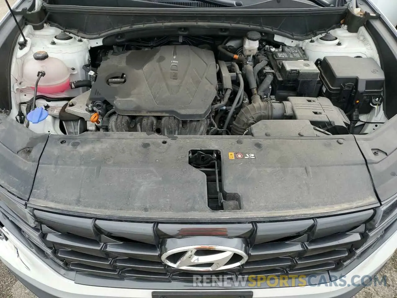12 Photograph of a damaged car 5NMJBCDE5RH322717 HYUNDAI TUCSON 2024