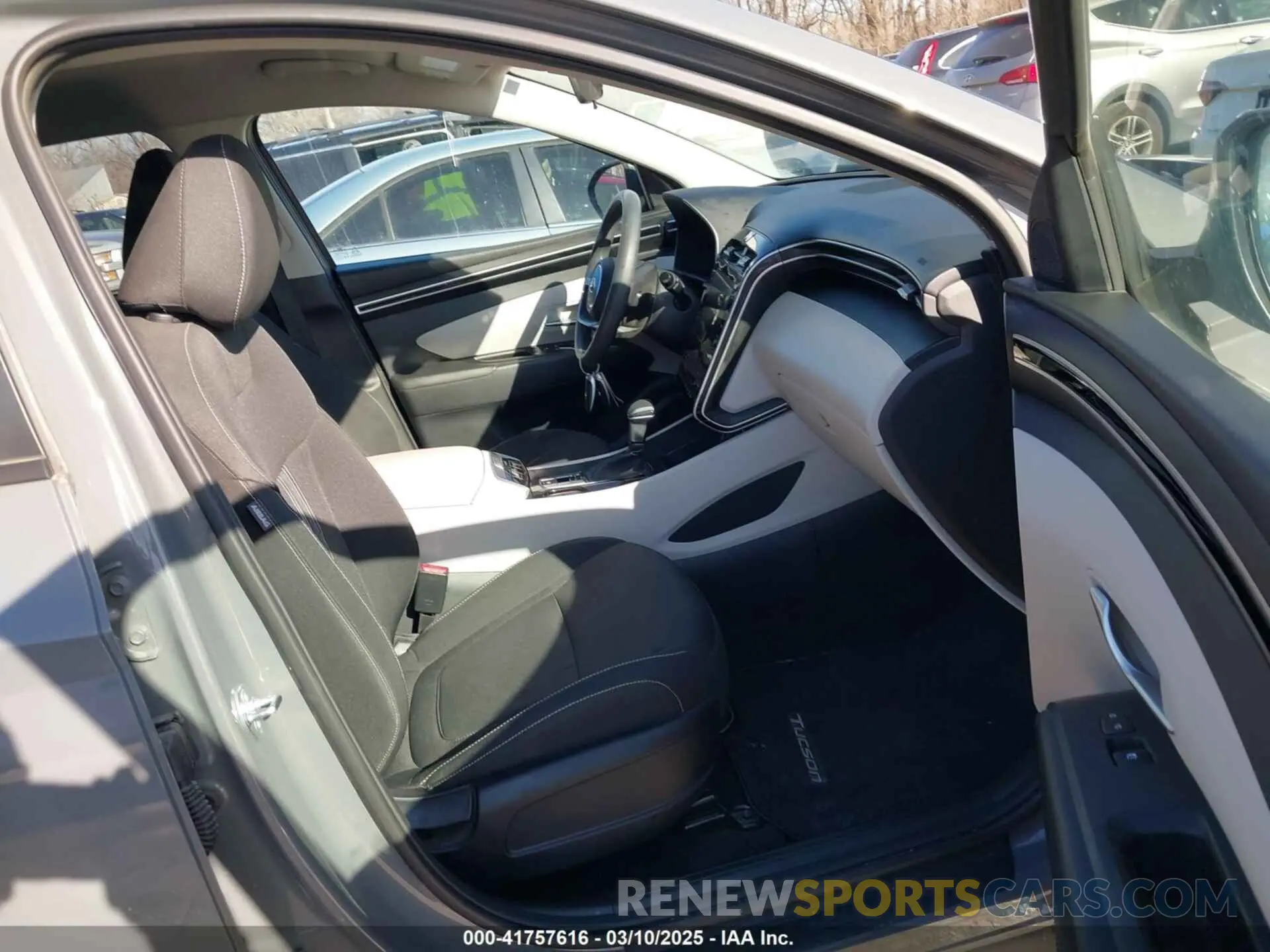 5 Photograph of a damaged car 5NMJBCDE5RH322877 HYUNDAI TUCSON 2024