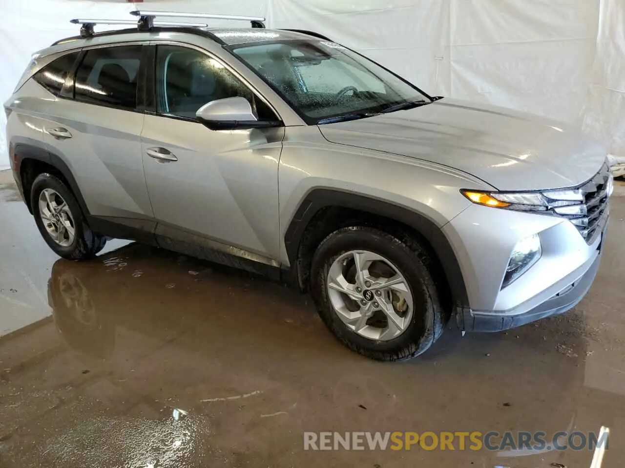 4 Photograph of a damaged car 5NMJBCDE5RH405399 HYUNDAI TUCSON 2024