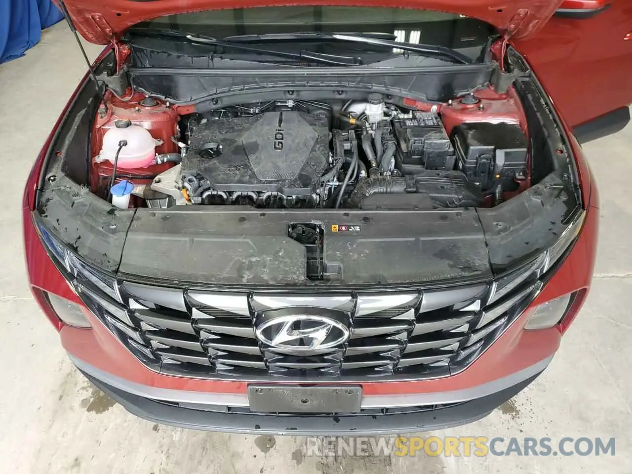 12 Photograph of a damaged car 5NMJBCDE5RH408139 HYUNDAI TUCSON 2024