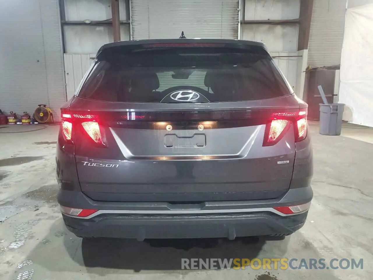 6 Photograph of a damaged car 5NMJBCDE6RH317767 HYUNDAI TUCSON 2024