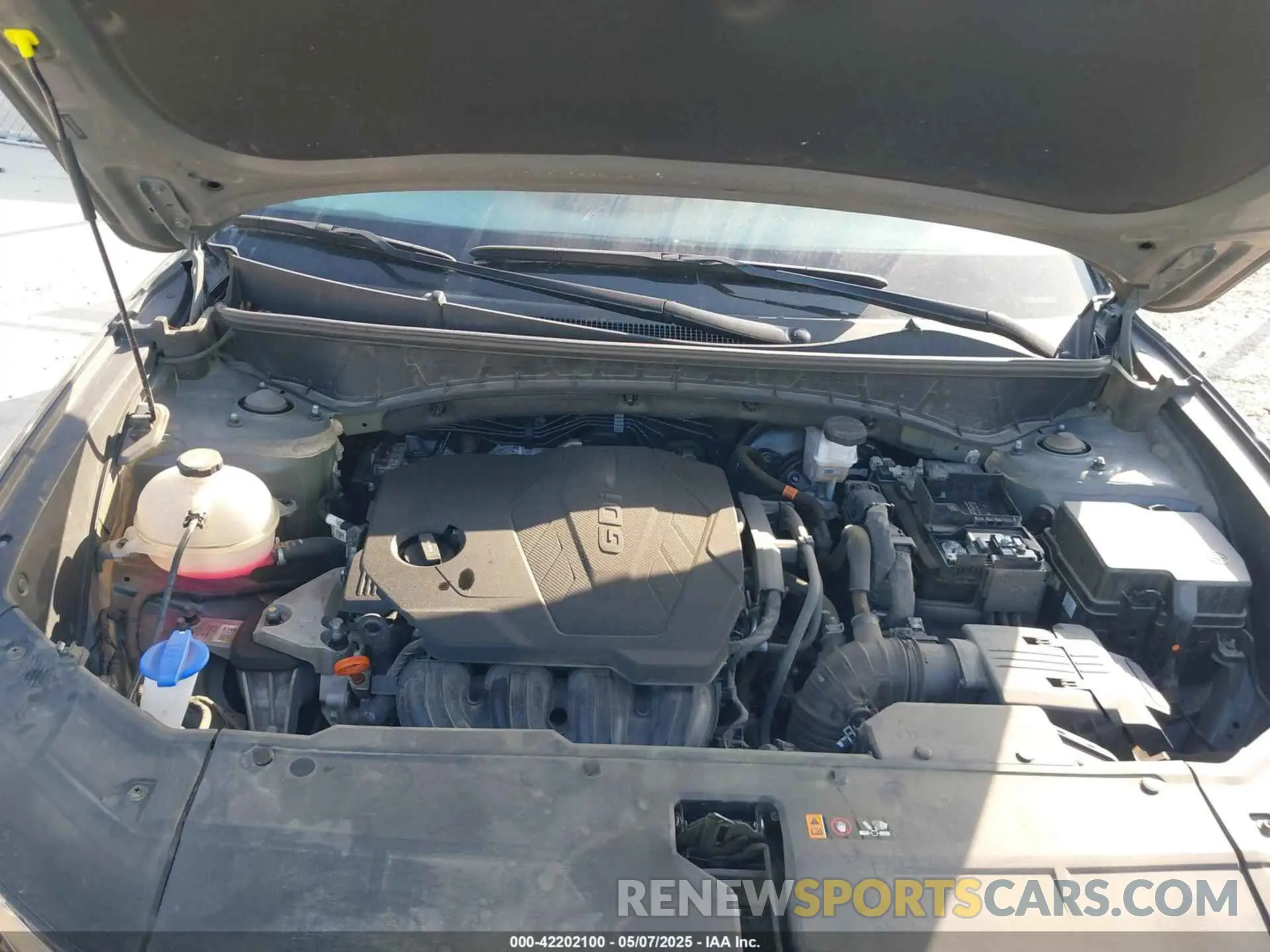 10 Photograph of a damaged car 5NMJBCDE6RH327893 HYUNDAI TUCSON 2024