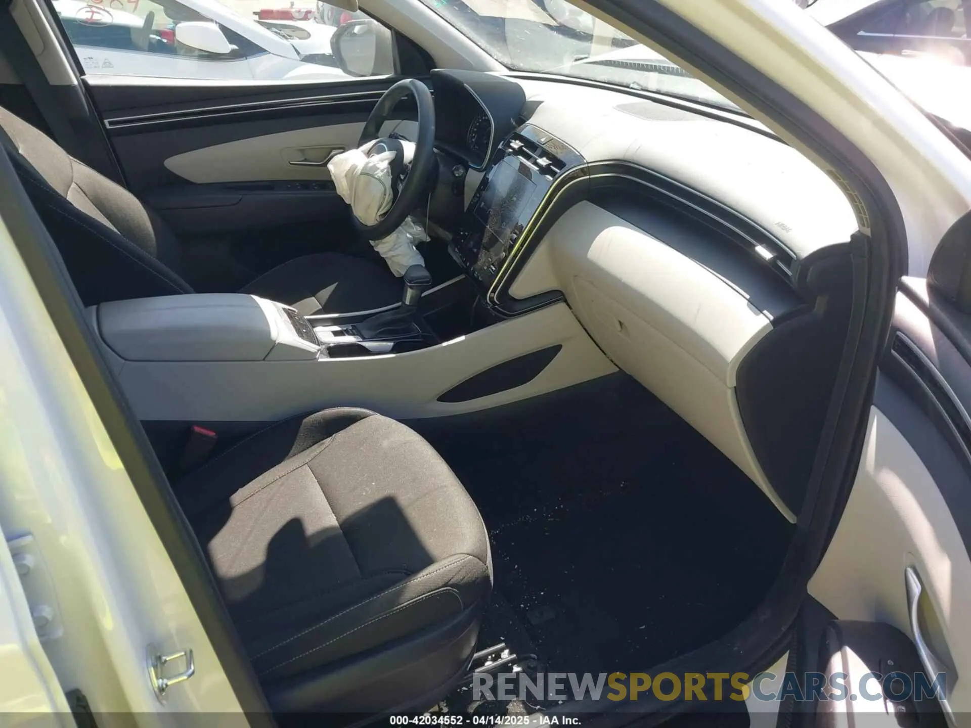 5 Photograph of a damaged car 5NMJBCDE6RH370615 HYUNDAI TUCSON 2024
