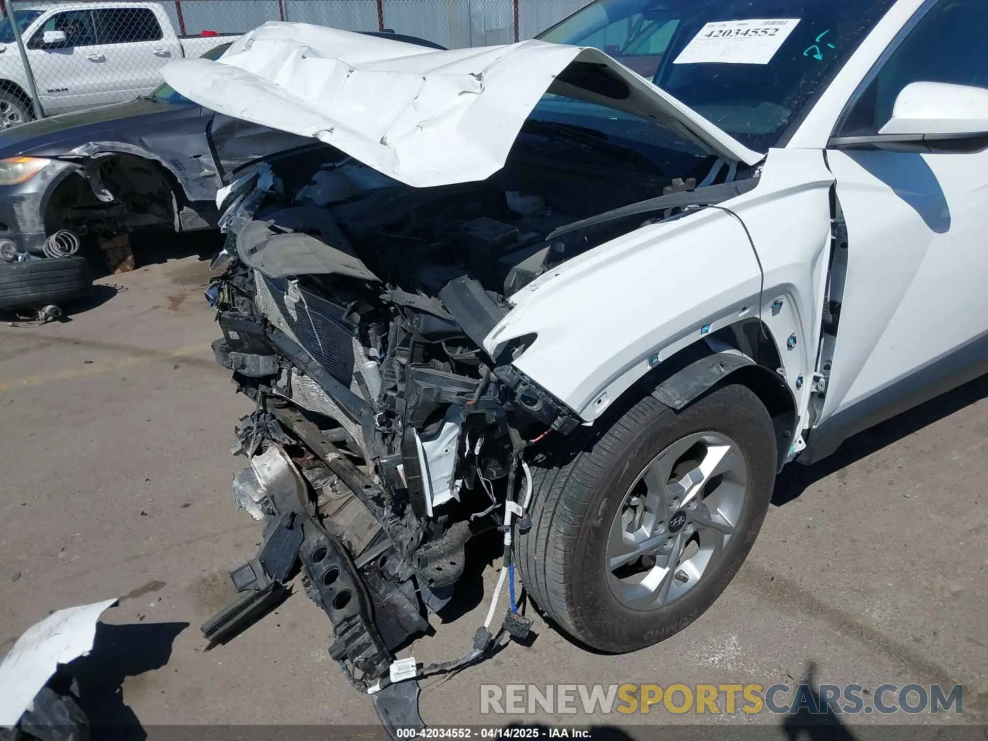 6 Photograph of a damaged car 5NMJBCDE6RH370615 HYUNDAI TUCSON 2024