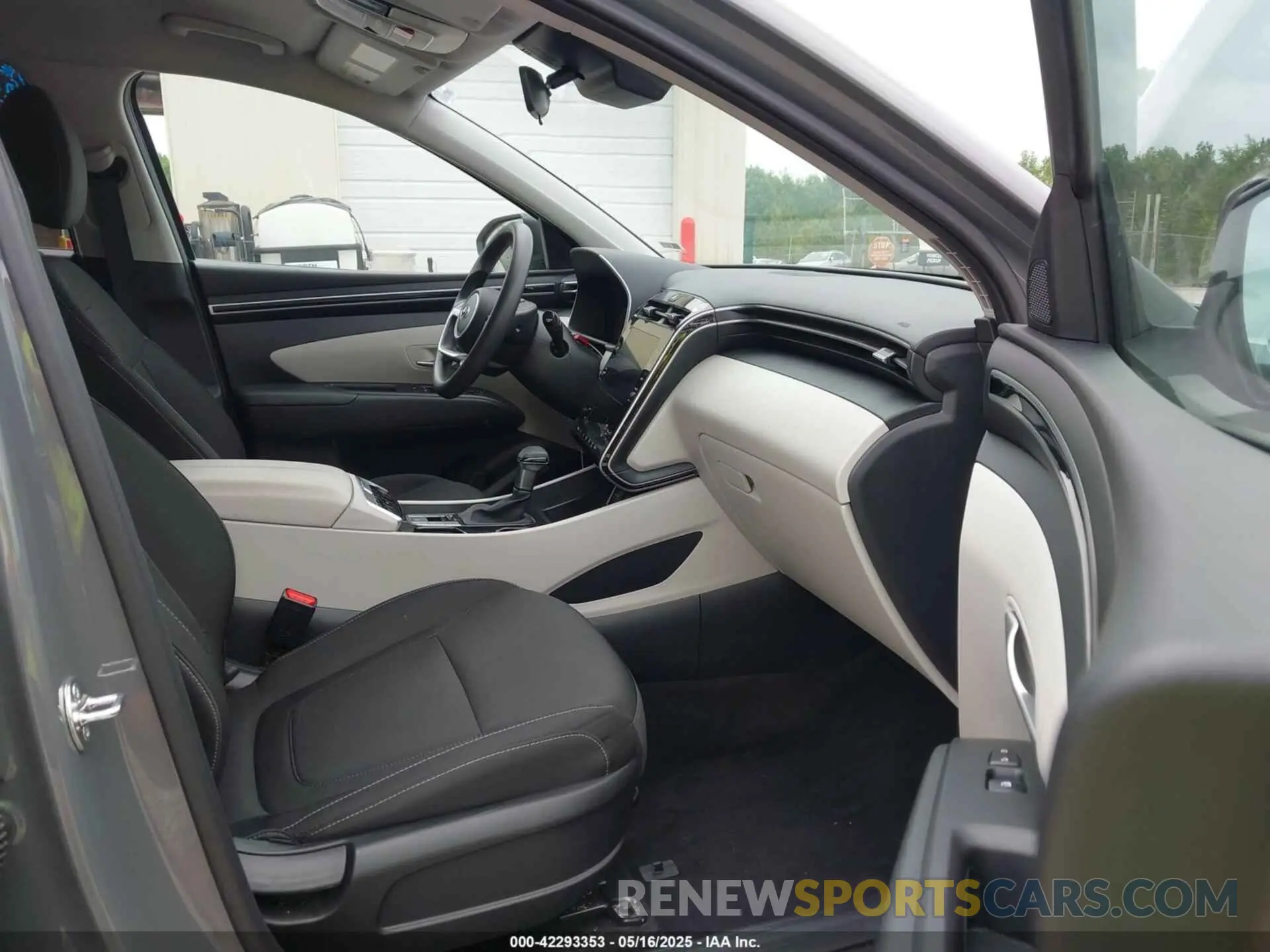 5 Photograph of a damaged car 5NMJBCDE6RH392128 HYUNDAI TUCSON 2024