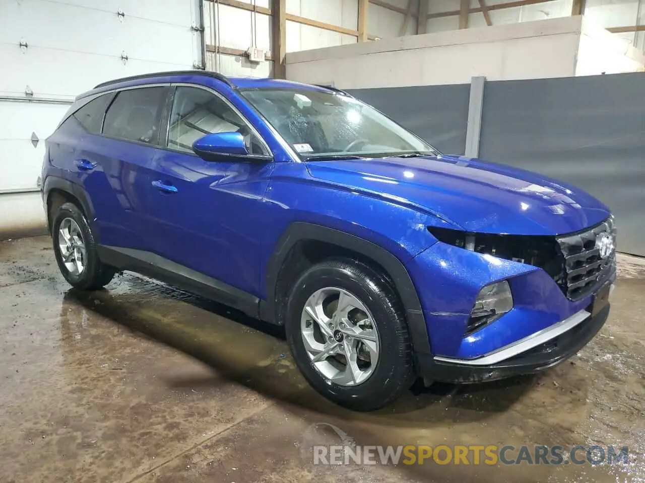 4 Photograph of a damaged car 5NMJBCDE7RH298114 HYUNDAI TUCSON 2024
