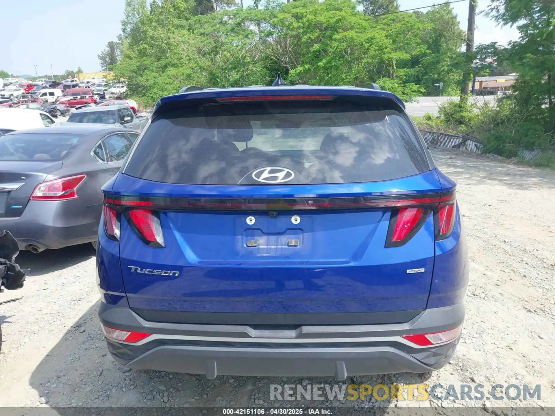 16 Photograph of a damaged car 5NMJBCDE7RH299411 HYUNDAI TUCSON 2024