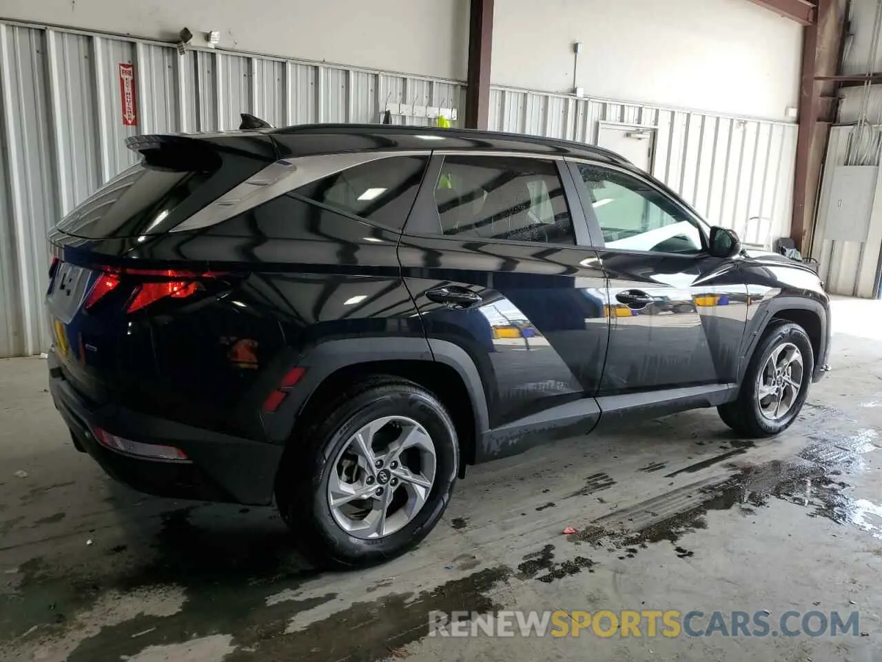 3 Photograph of a damaged car 5NMJBCDE7RH306552 HYUNDAI TUCSON 2024