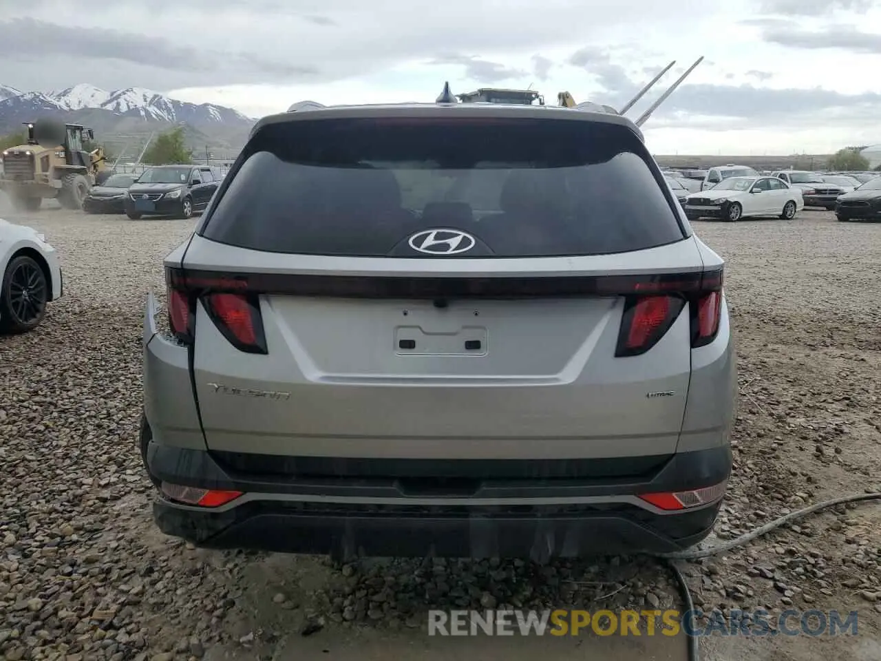 6 Photograph of a damaged car 5NMJBCDE7RH344668 HYUNDAI TUCSON 2024