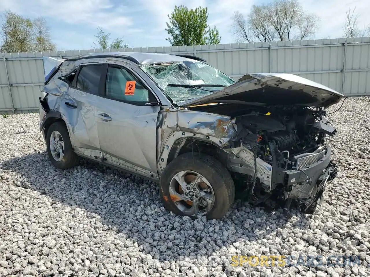 4 Photograph of a damaged car 5NMJBCDE7RH397404 HYUNDAI TUCSON 2024