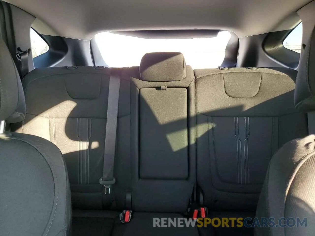 10 Photograph of a damaged car 5NMJBCDE7RH405338 HYUNDAI TUCSON 2024
