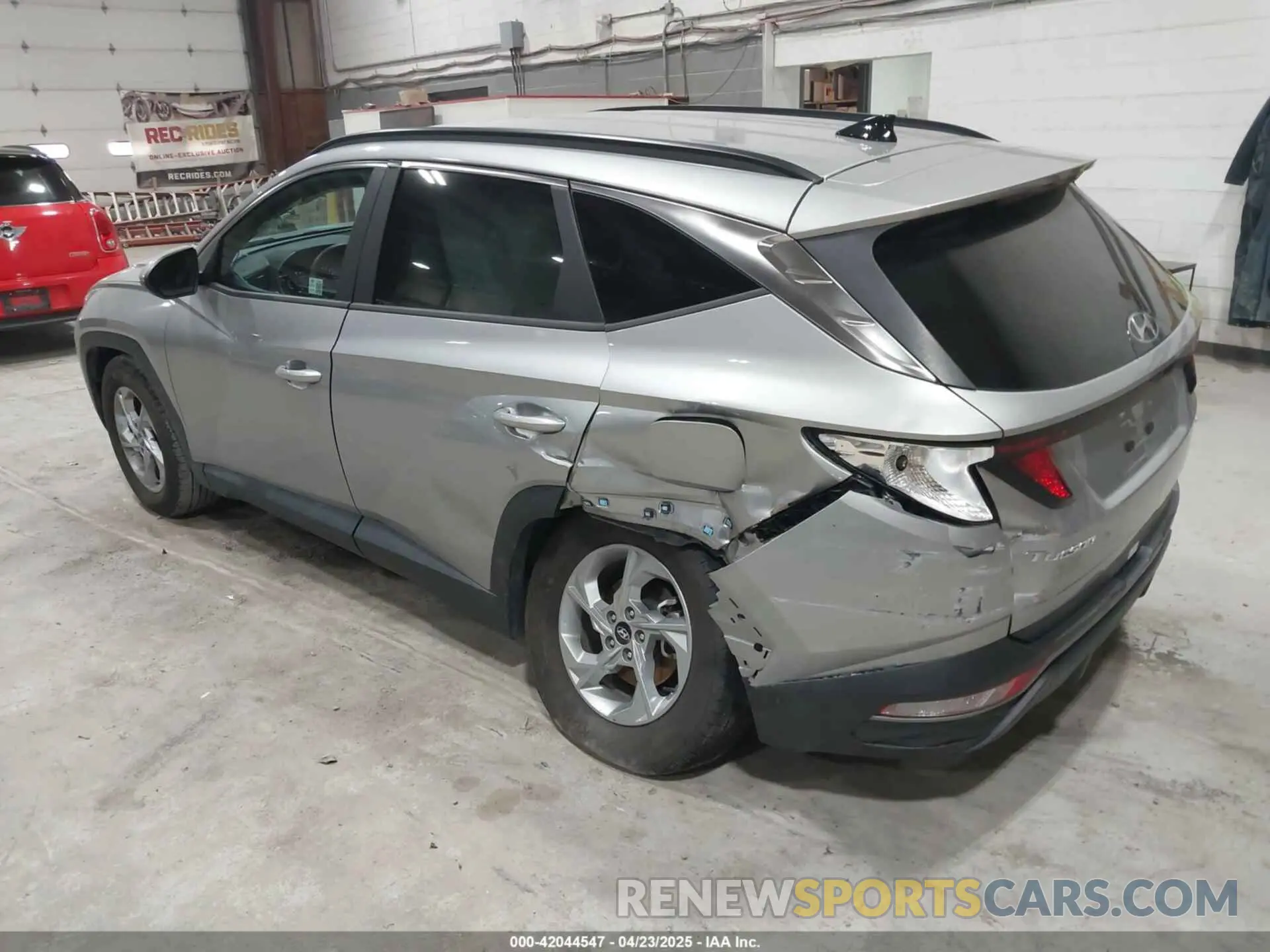3 Photograph of a damaged car 5NMJBCDE7RH410930 HYUNDAI TUCSON 2024