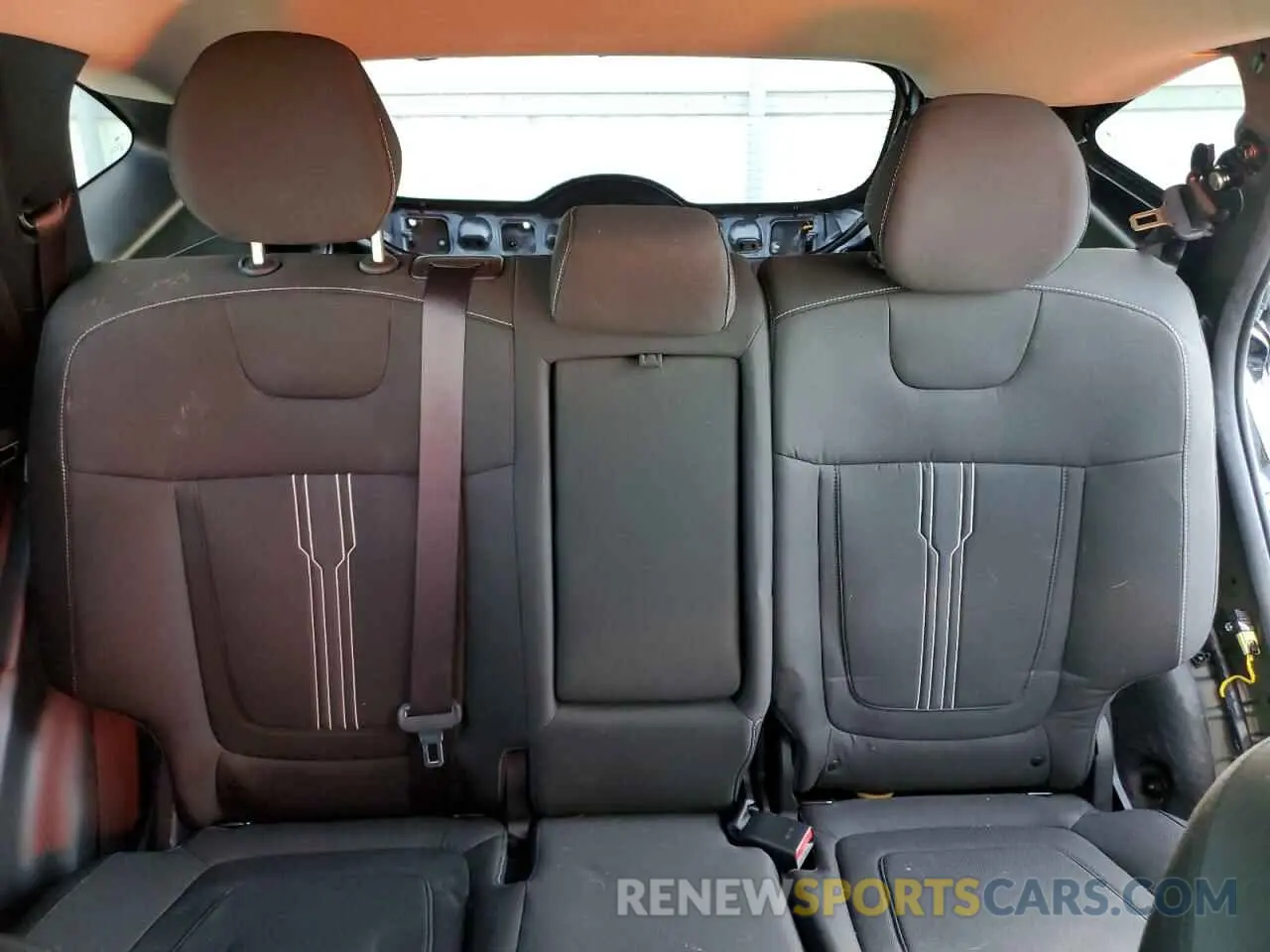 10 Photograph of a damaged car 5NMJBCDE7RH416985 HYUNDAI TUCSON 2024