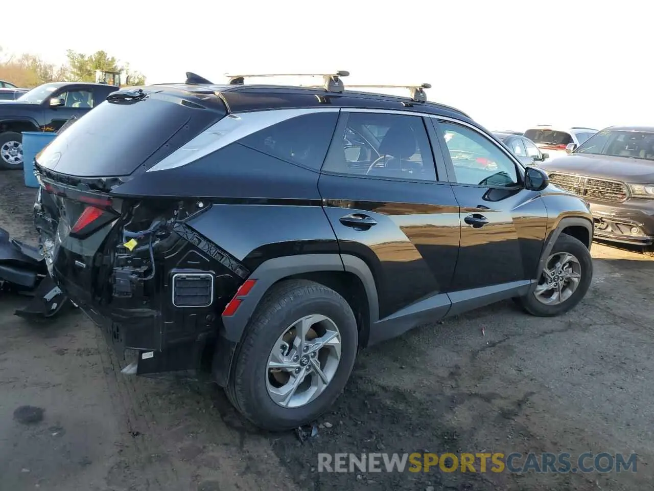 3 Photograph of a damaged car 5NMJBCDE7RH416985 HYUNDAI TUCSON 2024