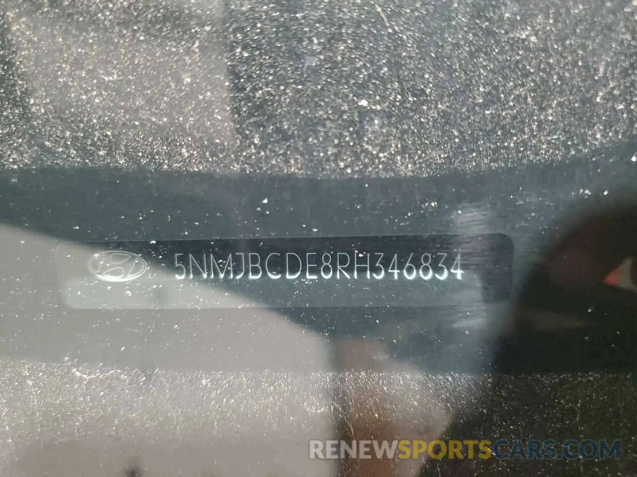 12 Photograph of a damaged car 5NMJBCDE8RH346834 HYUNDAI TUCSON 2024