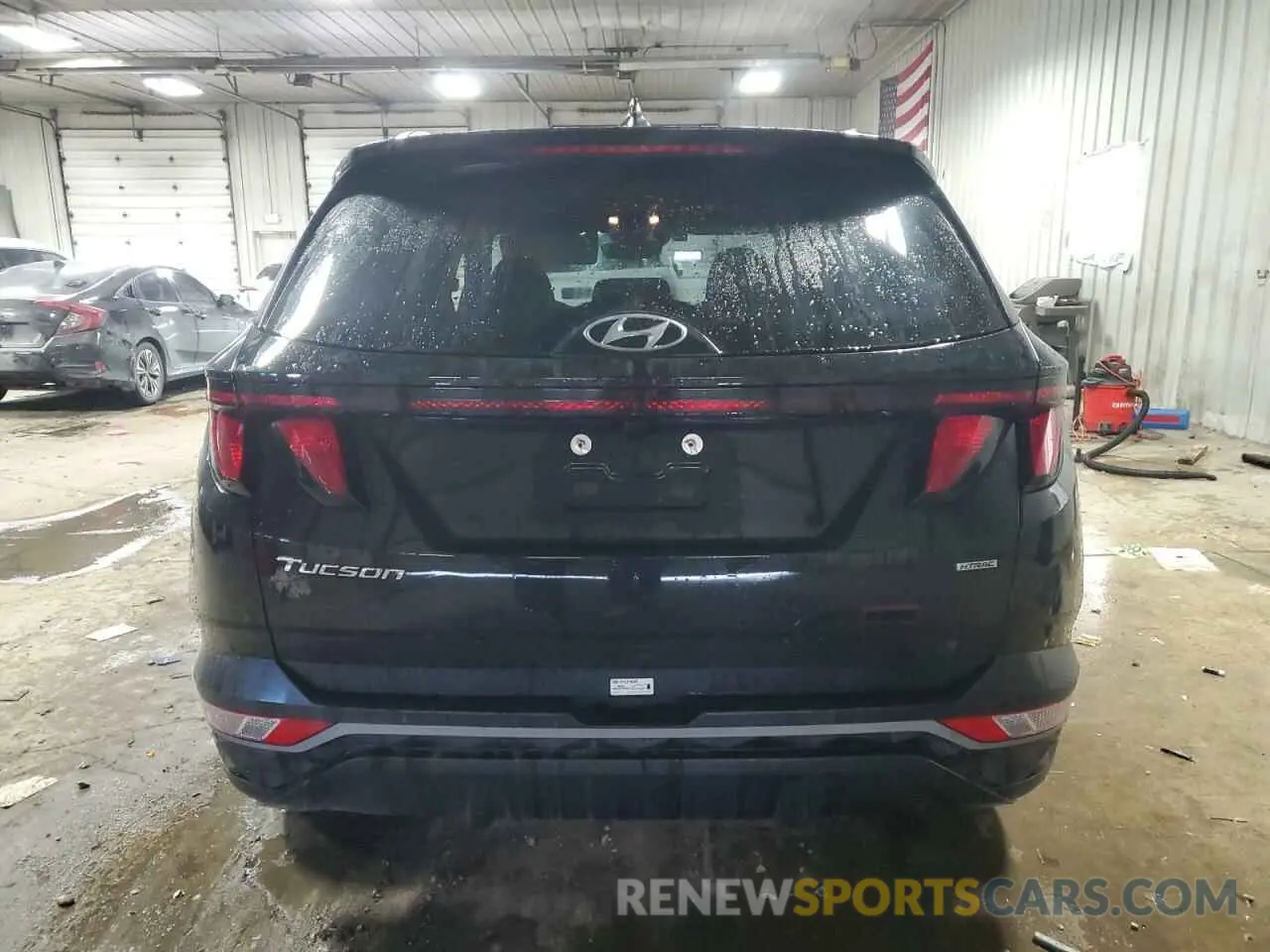 6 Photograph of a damaged car 5NMJBCDE8RH384242 HYUNDAI TUCSON 2024
