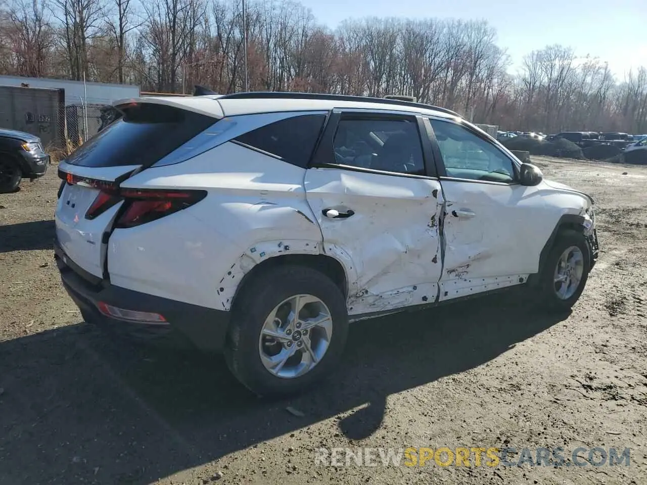 3 Photograph of a damaged car 5NMJBCDE8RH396309 HYUNDAI TUCSON 2024