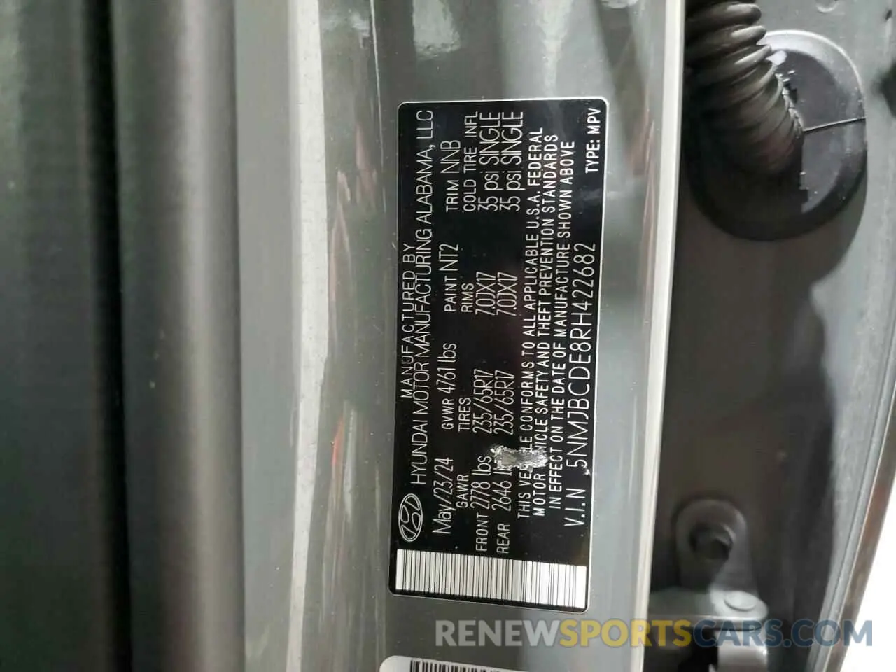 13 Photograph of a damaged car 5NMJBCDE8RH422682 HYUNDAI TUCSON 2024