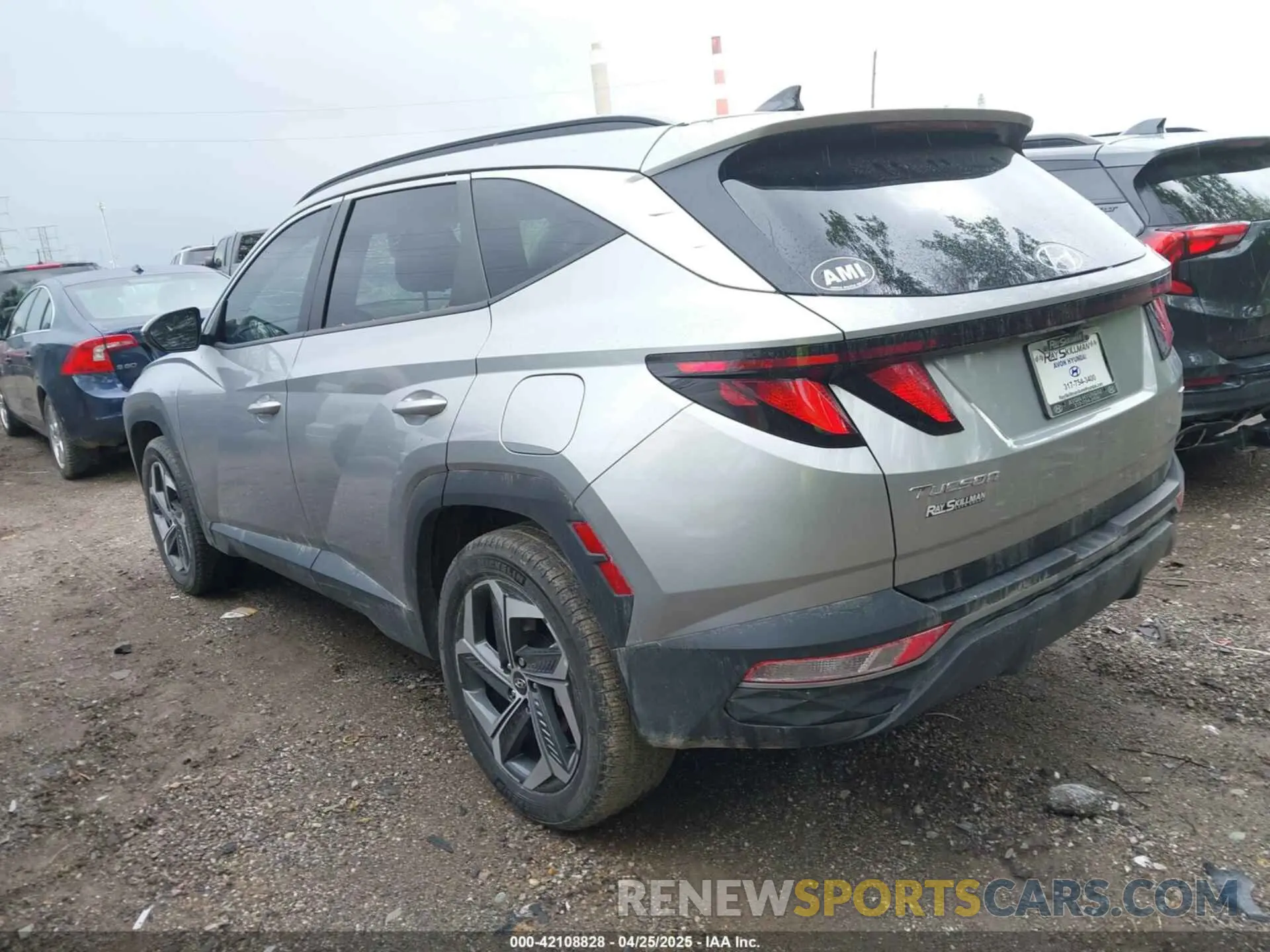 3 Photograph of a damaged car 5NMJBCDE8RH424934 HYUNDAI TUCSON 2024