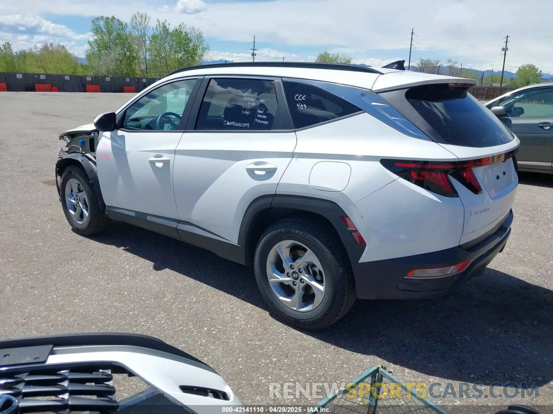 3 Photograph of a damaged car 5NMJBCDE9RH339164 HYUNDAI TUCSON 2024