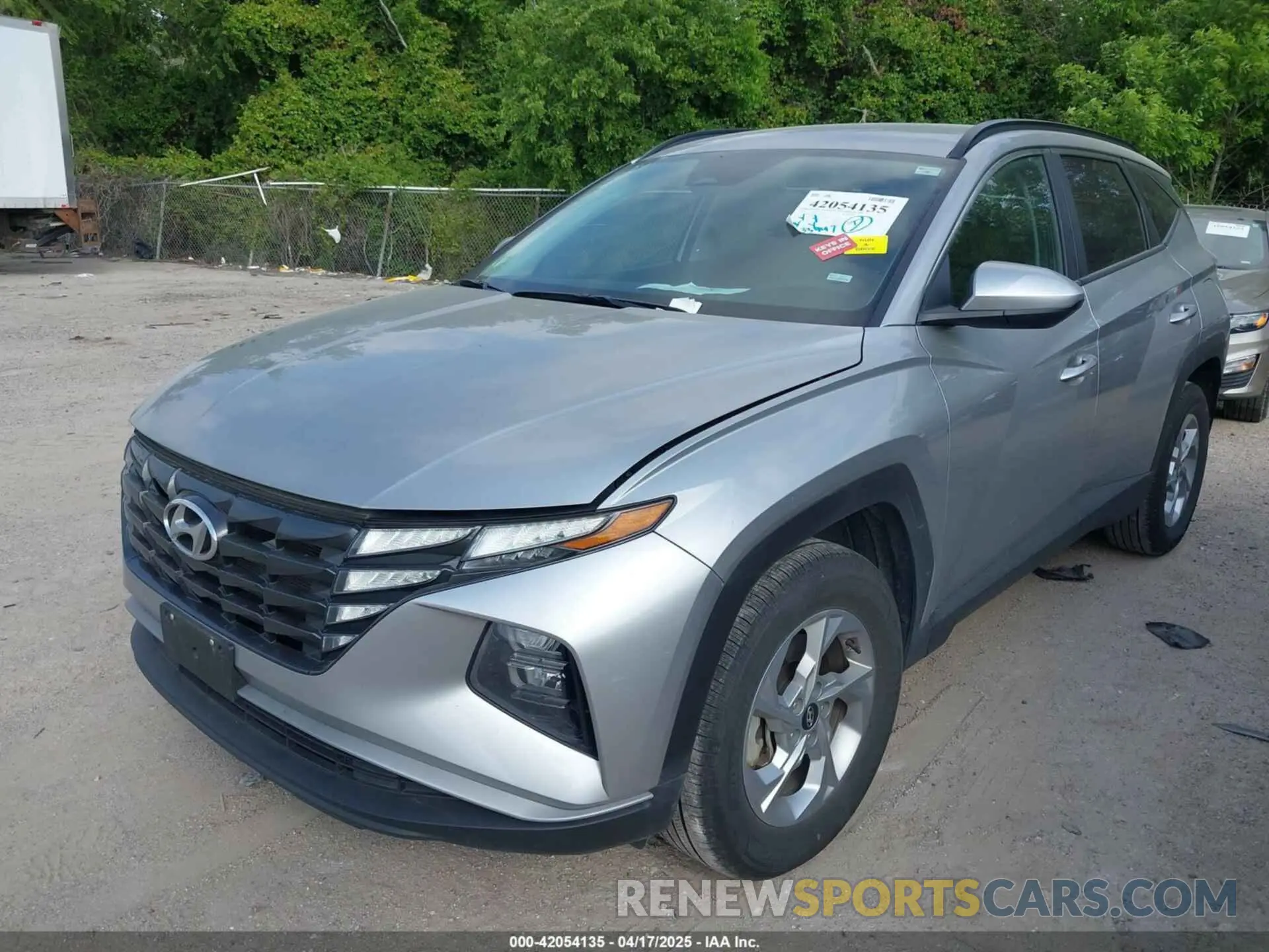 2 Photograph of a damaged car 5NMJBCDE9RH345305 HYUNDAI TUCSON 2024